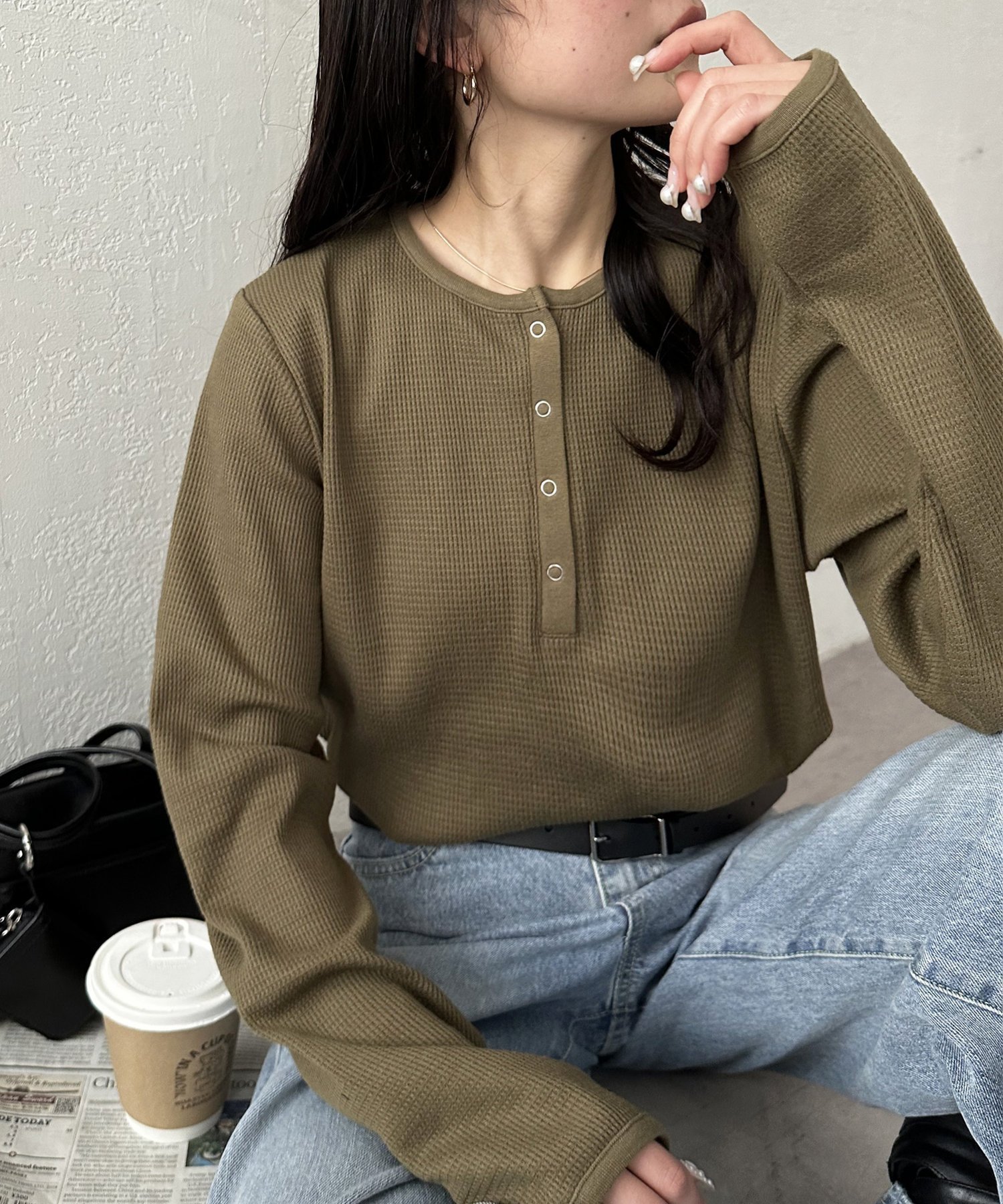 【ディスコート/Discoat】の【20色展開/インナー使いにも◎】ワッフルボーダー長袖Tシャツ《WEB限定》 インテリア・キッズ・メンズ・レディースファッション・服の通販 founy(ファニー) 　ファッション　Fashion　レディースファッション　Fashion for Women　トップス・カットソー　Cut & Sew Tops　シャツ・ブラウス・オフィスカジュアル　Elegant Blouses & Button-Ups　ロングTシャツ・Tシャツ　Longline T-Shirts & Tees　インナー　Innerwear　シンプル　Simple, Minimal　とろみ　Fluid, Flowy Fabric　長袖　Long Sleeve, Full Sleeve　バランス　Balance, Style Balance　ボトム　Bottoms, Lower Wear　ボーダー　Border, Stripe　リラックス　Relax, Relaxed Fit　ワッフル　Waffle, Waffle Knit　おすすめ　Recommended / Our Picks　カーキ|ID: prp329100004942826 ipo3291000000037099535