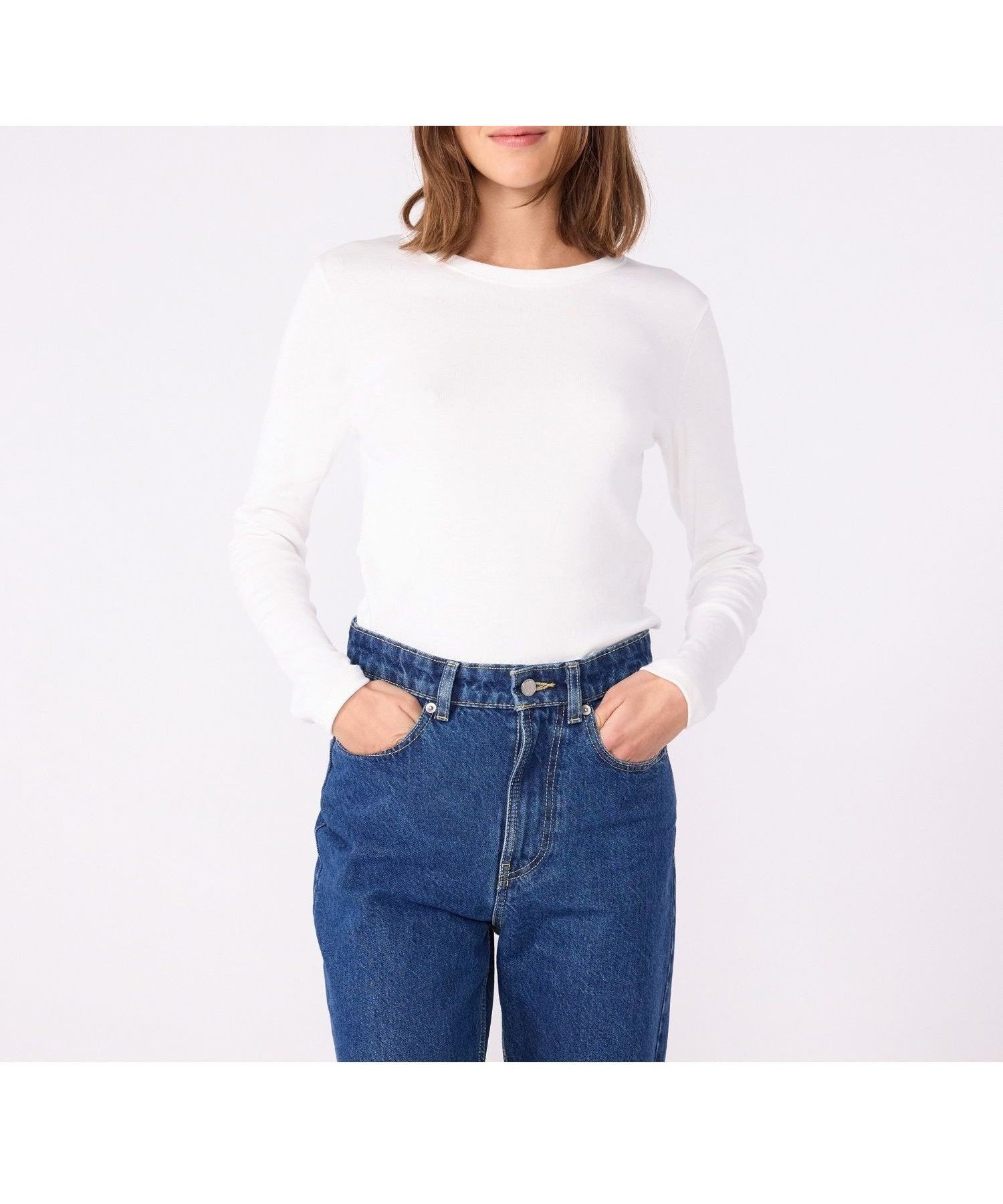 【プチバトー/PETIT BATEAU】のクルーネック長袖Tシャツ インテリア・キッズ・メンズ・レディースファッション・服の通販 founy(ファニー) 　ファッション　Fashion　レディースファッション　Fashion for Women　トップス・カットソー　Cut & Sew Tops　シャツ・ブラウス・オフィスカジュアル　Elegant Blouses & Button-Ups　ロングTシャツ・Tシャツ　Longline T-Shirts & Tees　おすすめ　Recommended / Our Picks　シンプル　Simple, Minimal　フィット　Fit, Slim Fit　長袖　Long Sleeve, Full Sleeve　ホワイト|ID: prp329100004942847 ipo3291000000037099673