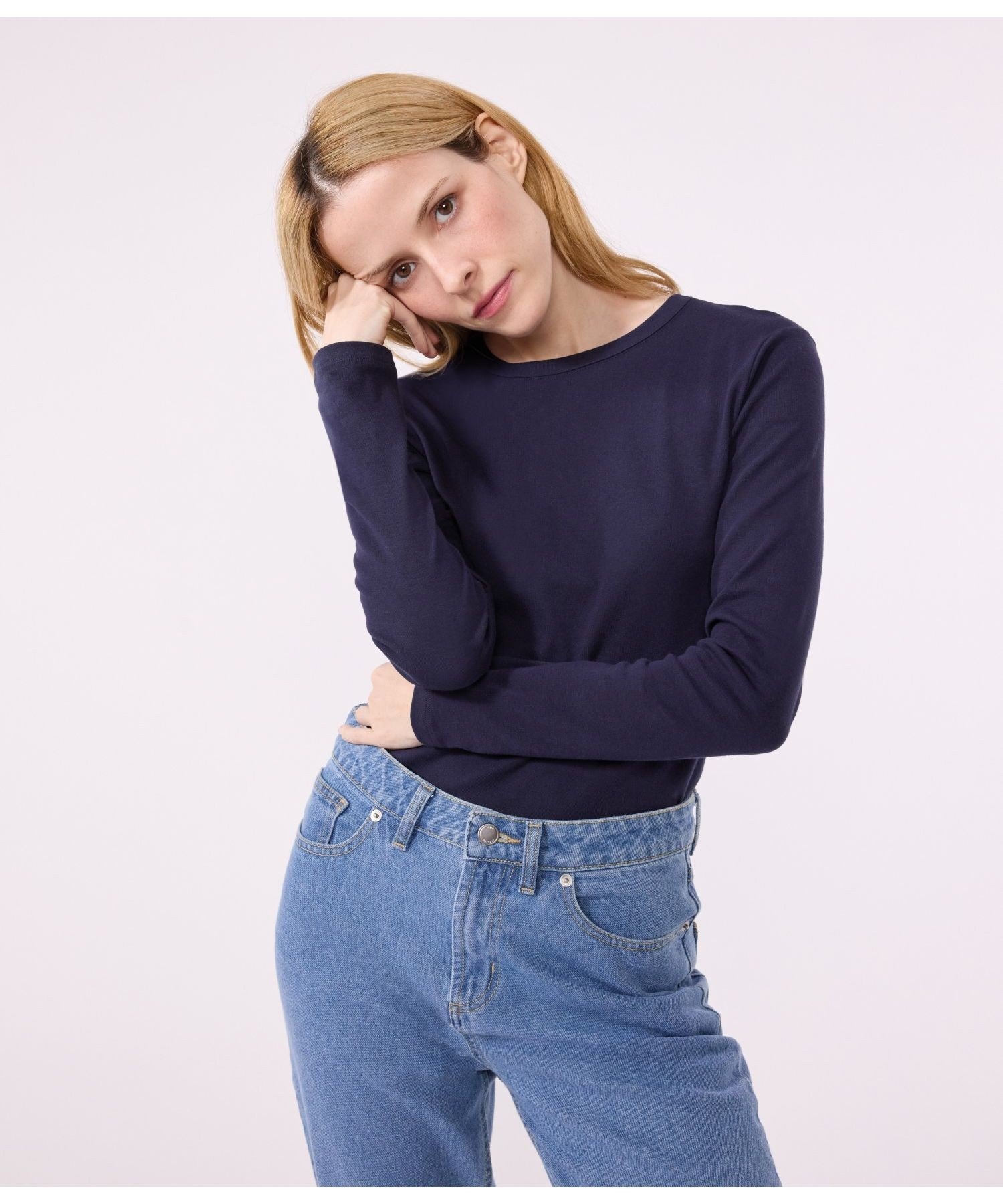 【プチバトー/PETIT BATEAU】のクルーネック長袖Tシャツ インテリア・キッズ・メンズ・レディースファッション・服の通販 founy(ファニー) 　ファッション　Fashion　レディースファッション　Fashion for Women　トップス・カットソー　Cut & Sew Tops　シャツ・ブラウス・オフィスカジュアル　Elegant Blouses & Button-Ups　ロングTシャツ・Tシャツ　Longline T-Shirts & Tees　おすすめ　Recommended / Our Picks　シンプル　Simple, Minimal　フィット　Fit, Slim Fit　長袖　Long Sleeve, Full Sleeve　ネイビー|ID: prp329100004942847 ipo3291000000037099675