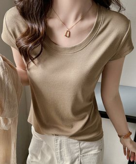 【ミニミニストア/miniministore】のUネックTシャツ レディース 半袖 夏服 人気、トレンドファッション・服の通販 founy(ファニー) ファッション Fashion レディースファッション Fashion for Women トップス・カットソー Cut & Sew Tops シャツ・ブラウス・オフィスカジュアル Elegant Blouses & Button-Ups ロングTシャツ・Tシャツ Longline T-Shirts & Tees シンプル Simple, Minimal スラックス Slacks, Dress Pants デコルテ Décolleté, Neckline デニム Denim, Jeans Material フィット Fit, Slim Fit 半袖 Short Sleeve, Half Sleeve 無地 Plain, Solid Color 夏 Summer エレガント 上品 Elegant |ID:prp329100004942849