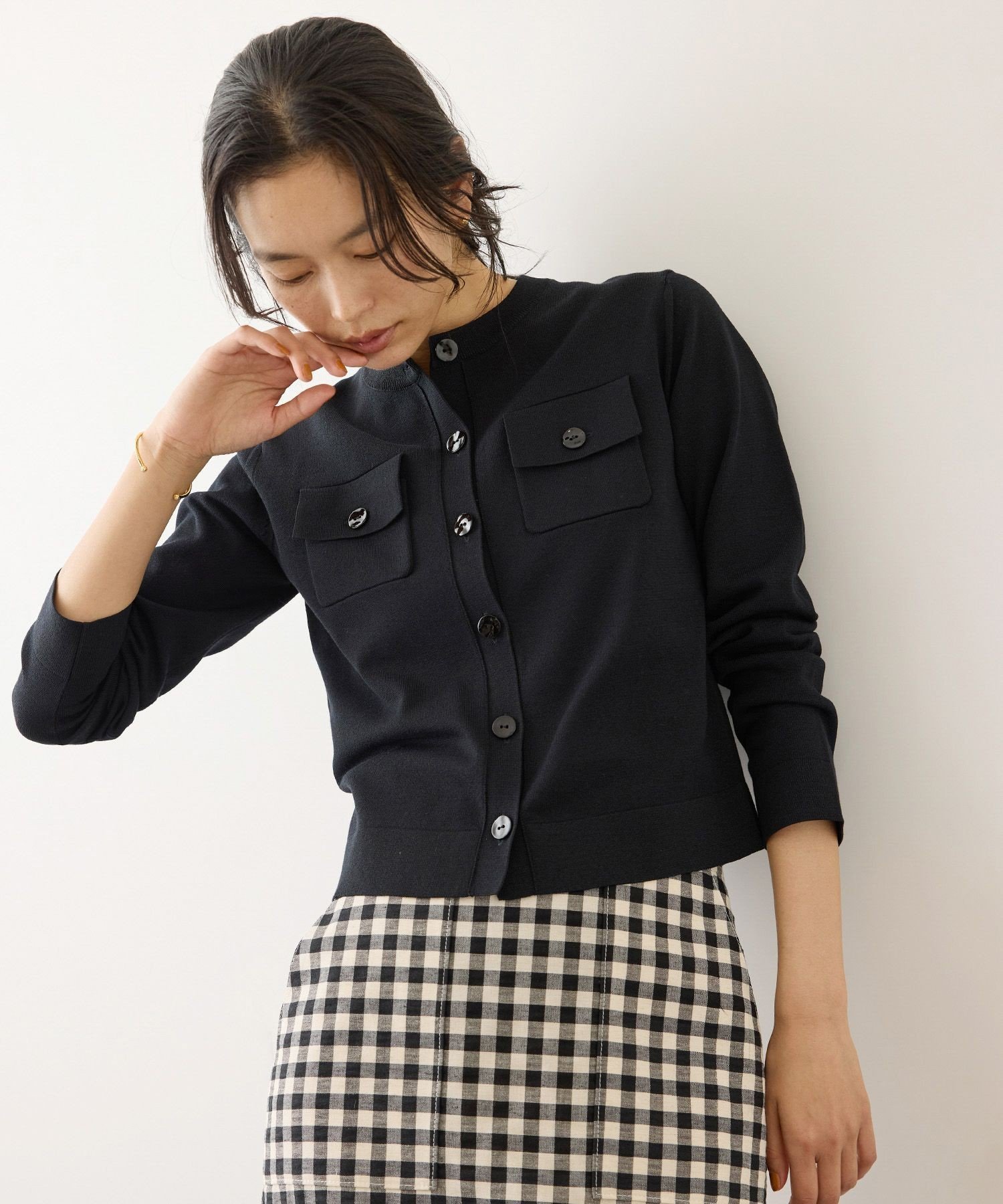 【ロペ/ROPE'】のポケットディテールコンパクトカーディガン/イージーケア 人気、トレンドファッション・服の通販 founy(ファニー) 　ファッション　Fashion　レディースファッション　Fashion for Women　トップス・カットソー　Cut & Sew Tops　カーディガン・羽織り　Layered Style Cardigans　カーディガン　Cardigan, Knitwear　コンパクト　Compact, Small Size　軽量　Lightweight, Ultra Light　シンプル　Simple, Minimal　スラックス　Slacks, Dress Pants　デスク　Desk, Work Desk　デニム　Denim, Jeans Material　バランス　Balance, Style Balance　フロント　Front, Front Design　ポケット　Pocket, Pocket Detail　ワイド　Wide, Wide Fit　ワーク　Workwear, Utility Style　おすすめ　Recommended / Our Picks　ビジネス 仕事 通勤　Business / Work / Commuting　 other-1|ID: prp329100004942856 ipo3291000000037099706