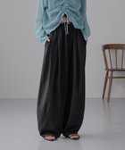 【ローリーズファーム/LOWRYS FARM】のイージーワイドコクーンパンツ 人気、トレンドファッション・服の通販 founy(ファニー) ファッション Fashion レディースファッション Fashion for Women パンツ Pants & Trousers おすすめ Recommended / Our Picks なめらか Smooth, Silky Texture ギャザー Gathered, Ruffled コクーン Cocoon, Cocoon Silhouette コンパクト Compact, Small Size ショート Short, Short Length バランス Balance, Style Balance リラックス Relax, Relaxed Fit thumbnail ブラック|ID: prp329100004942857 ipo3291000000037099717
