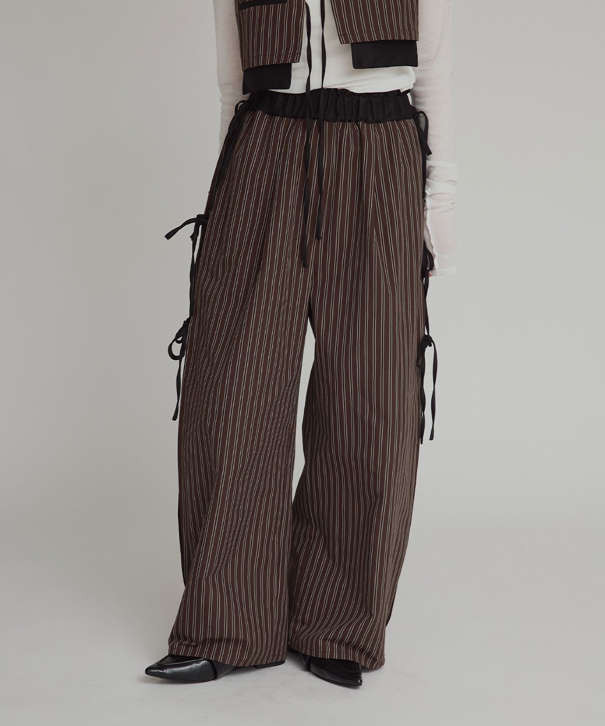 【フーク/W Huku】のブロードストライプサイドリボンパンツ インテリア・キッズ・メンズ・レディースファッション・服の通販 founy(ファニー) 　ファッション　Fashion　レディースファッション　Fashion for Women　パンツ　Pants & Trousers　オリエンタル　Oriental Pattern　ストライプ　Stripe, Striped Pattern　セットアップ　Set-Up, Coordinated Outfit　フォルム　Silhouette, Form　ブロード　Broadcloth, Fine Cotton　ポケット　Pocket, Pocket Detail　ミックス　Mix, Mixed Style　リボン　Ribbon, Bow　ブラウン|ID: prp329100004942859 ipo3291000000037099738