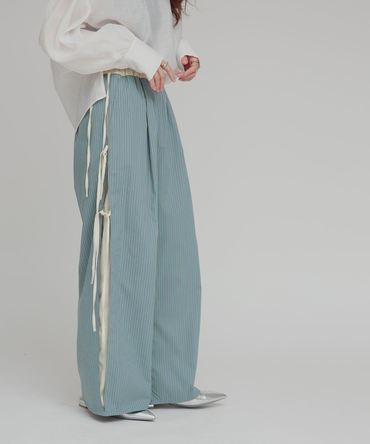 【フーク/W Huku】のブロードストライプサイドリボンパンツ インテリア・キッズ・メンズ・レディースファッション・服の通販 founy(ファニー) 　ファッション　Fashion　レディースファッション　Fashion for Women　パンツ　Pants & Trousers　オリエンタル　Oriental Pattern　ストライプ　Stripe, Striped Pattern　セットアップ　Set-Up, Coordinated Outfit　フォルム　Silhouette, Form　ブロード　Broadcloth, Fine Cotton　ポケット　Pocket, Pocket Detail　ミックス　Mix, Mixed Style　リボン　Ribbon, Bow　ブルー|ID: prp329100004942859 ipo3291000000037099739