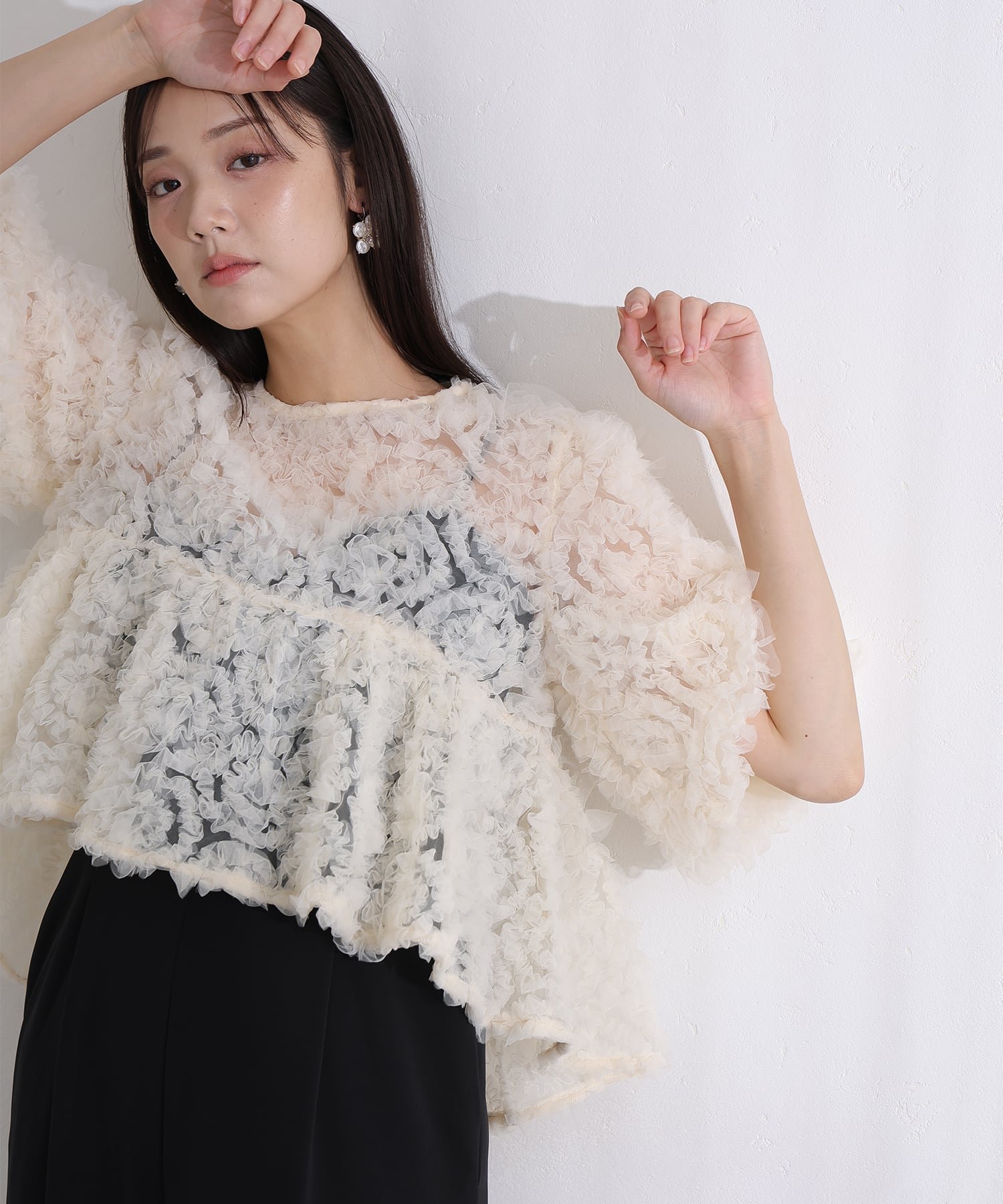 【プールヴー/PourVous】のペタルテクスチャーオールインワンドレス 結婚式 パンツドレス 人気、トレンドファッション・服の通販 founy(ファニー) 　ファッション　Fashion　レディースファッション　Fashion for Women　パンツ　Pants & Trousers　デコルテ　Décolleté, Neckline　ドレス　Dress, One-Piece　ボトム　Bottoms, Lower Wear　ワイド　Wide, Wide Fit　おすすめ　Recommended / Our Picks　エレガント 上品　Elegant　セレモニー　Ceremony　結婚式　Wedding　二次会　After Party　 other-1|ID: prp329100004942870 ipo3291000000037099788