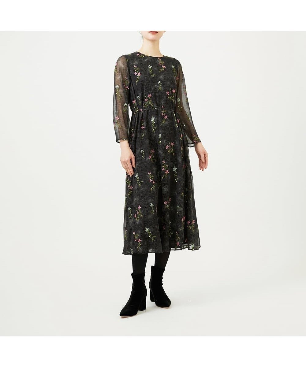 【シビラ/SYBILLA】のドットフラワー刺繍ドレス インテリア・キッズ・メンズ・レディースファッション・服の通販 founy(ファニー) 　ファッション　Fashion　レディースファッション　Fashion for Women　ワンピース　Dresses　フォーマル・パーティードレス・結婚式用ドレス　Elegant & Casual Dresses　おすすめ　Recommended / Our Picks　サテン　Satin, Glossy Fabric　シアー　Sheer, See-Through　ドット　Polka Dot, Dot Pattern　ドレス　Dress, One-Piece　フラワー　Flower, Floral　フレア　Flare, Flared　プリント　Print, Printed Pattern　リボン　Ribbon, Bow　エレガント 上品　Elegant　冬　Winter / This Winter　夏　Summer　春　Spring　秋　Autumn　ブラック|ID: prp329100004942876 ipo3291000000037099809