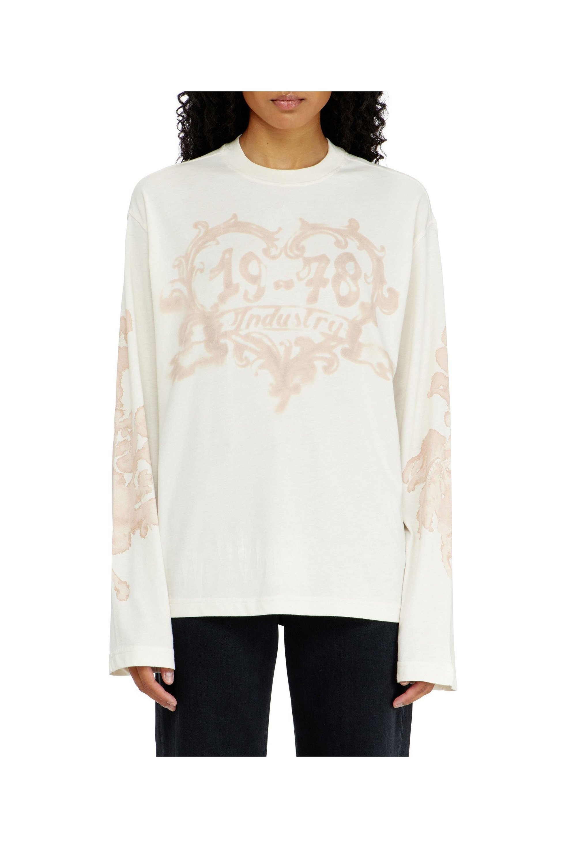 【ディーゼル/DIESEL】のウィメンズ 長袖Tシャツ T-HILARY-LS-AA1 人気、トレンドファッション・服の通販 founy(ファニー) 　ファッション　Fashion　レディースファッション　Fashion for Women　トップス・カットソー　Cut & Sew Tops　シャツ・ブラウス・オフィスカジュアル　Elegant Blouses & Button-Ups　ロングTシャツ・Tシャツ　Longline T-Shirts & Tees　フィット　Fit, Slim Fit　フロント　Front, Front Design　プリント　Print, Printed Pattern　リラックス　Relax, Relaxed Fit　長袖　Long Sleeve, Full Sleeve　 other-1|ID: prp329100004943084 ipo3291000000037102793