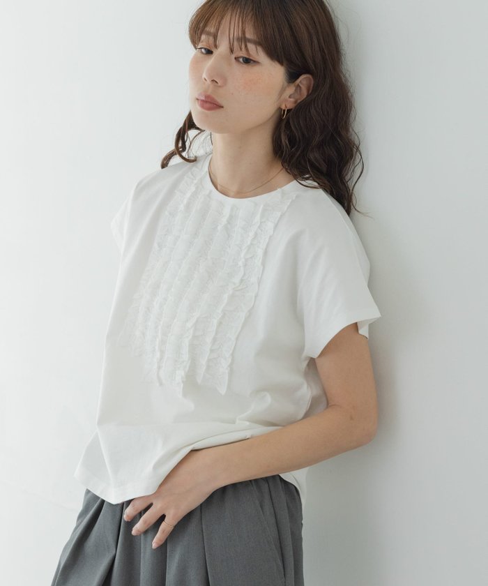 【サニーレーベル/Sonny Label / URBAN RESEARCH】のフロントフリルプルオーバー インテリア・キッズ・メンズ・レディースファッション・服の通販 founy(ファウニー) https://founy.com/ ファッション Fashion レディースファッション Fashion for Women トップス・カットソー Cut & Sew Tops カジュアルプルオーバー・ニットトップス Pullovers & Knit Tops / Casual Pullovers 2026年 2026 2026春夏・S/S Spring/Summer 2026 SS26 インナー Innerwear カーディガン Cardigan, Knitwear シンプル Simple, Minimal ジャケット Jacket, Outerwear スリーブ Sleeve, Long Sleeve / Short Sleeve フリル Frill, Ruffle フレンチ French, French Style ボトム Bottoms, Lower Wear 夏 Summer S/S・春夏 SS, Spring/Summer, Warm Season |ID: prp329100004943091 ipo3291000000037322039