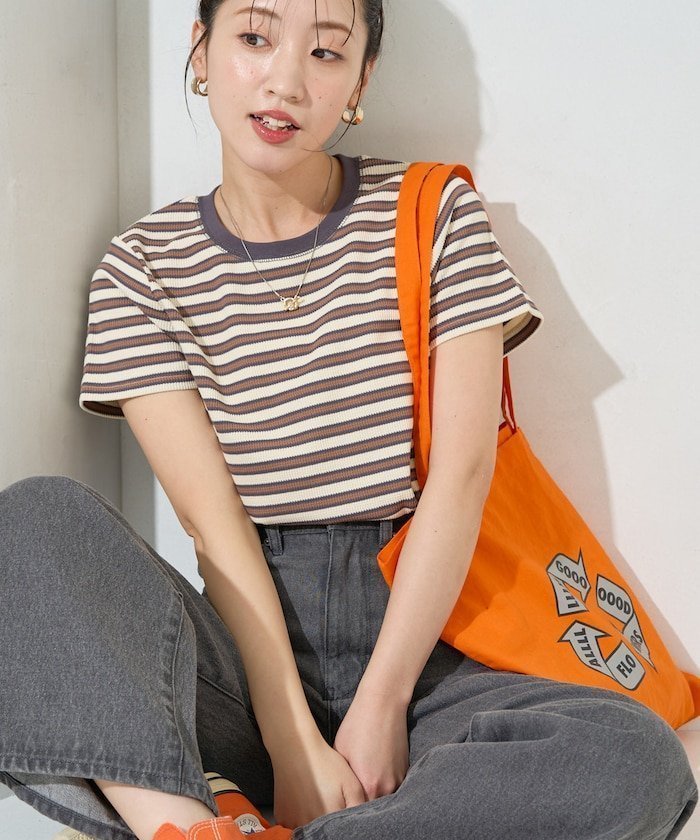 【フリークスストア/FREAK'S STORE】のマルチボーダー半袖Tシャツ【限定展開】 インテリア・キッズ・メンズ・レディースファッション・服の通販 founy(ファニー) 　ファッション　Fashion　レディースファッション　Fashion for Women　トップス・カットソー　Cut & Sew Tops　シャツ・ブラウス・オフィスカジュアル　Elegant Blouses & Button-Ups　ロングTシャツ・Tシャツ　Longline T-Shirts & Tees　2026年　2026　2026春夏・S/S　Spring/Summer 2026 SS26　おすすめ　Recommended / Our Picks　キャップ　Cap, Baseball Cap　サロペット　Overalls, Salopette　サンダル　Sandals, Summer Shoes　デニム　Denim, Jeans Material　フィット　Fit, Slim Fit　ボーダー　Border, Stripe　ミュール　Mule, Backless Shoes　ワッフル　Waffle, Waffle Knit　今季　This Season, Current Season　半袖　Short Sleeve, Half Sleeve　吸水　Absorbent, Quick-Dry　夏　Summer　春　Spring　S/S・春夏　SS, Spring/Summer, Warm Season　グレー|ID: prp329100004943100 ipo3291000000037102998