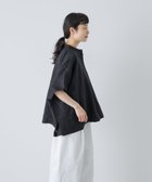 【かぐれ/kagure / URBAN RESEARCH】のリネンスクエアケープシャツ 人気、トレンドファッション・服の通販 founy(ファニー) ファッション Fashion レディースファッション Fashion for Women トップス・カットソー Cut & Sew Tops シャツ・ブラウス・オフィスカジュアル Elegant Blouses & Button-Ups スタンド Stand Collar, Upright Stand スリット Slit, Slit Detail ポケット Pocket, Pocket Detail リネン Linen, Linen Fabric ワイド Wide, Wide Fit S/S・春夏 SS, Spring/Summer, Warm Season 夏 Summer エレガント 上品 Elegant 2026年 2026 2026春夏・S/S Spring/Summer 2026 SS26 thumbnail ブラック|ID: prp329100004943102 ipo3291000000037103016