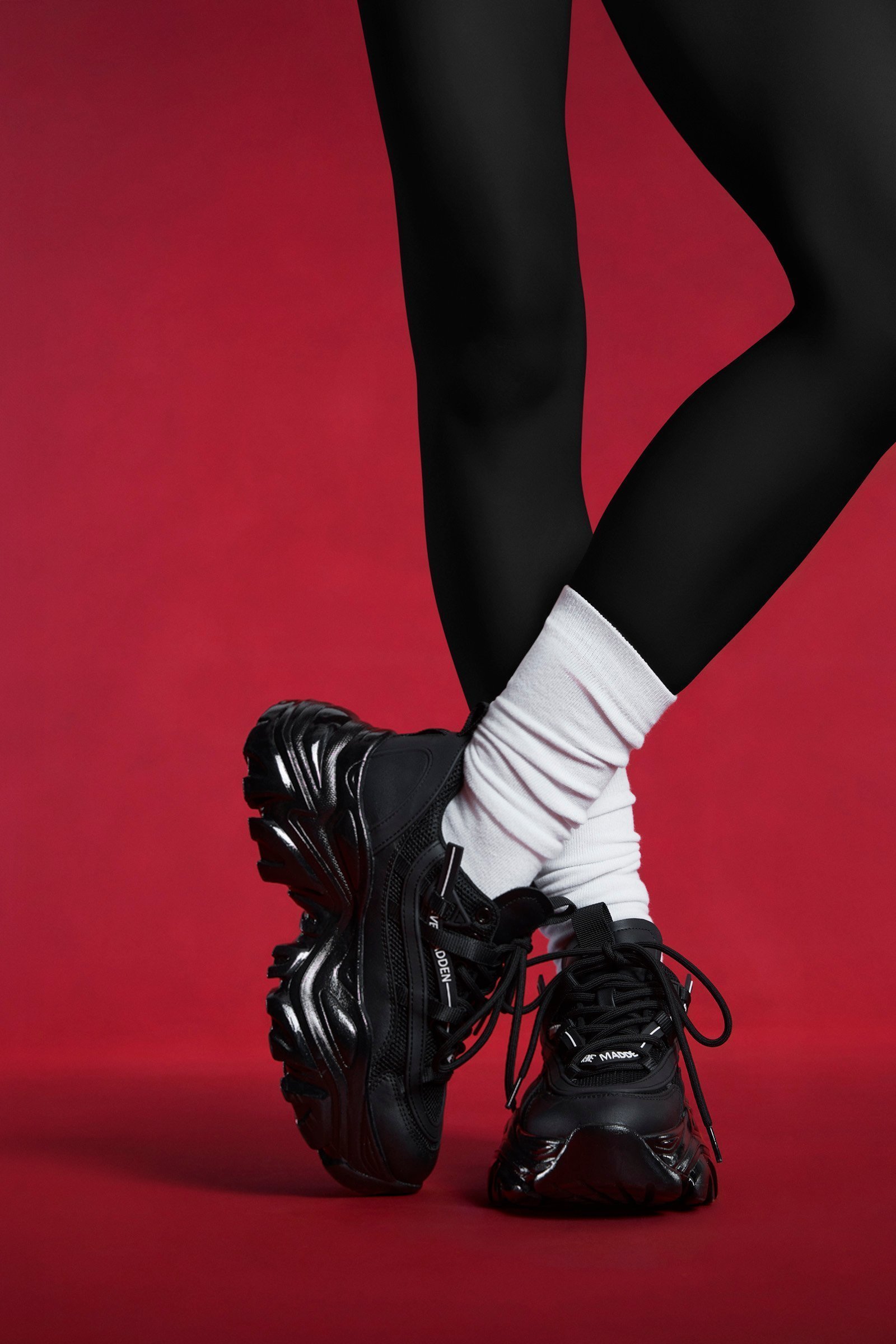 【スティーブマデン/STEVE MADDEN】の厚底ボリュームスニーカー インテリア・キッズ・メンズ・レディースファッション・服の通販 founy(ファニー) 　ファッション　Fashion　レディースファッション　Fashion for Women　おすすめ　Recommended / Our Picks　シューズ　Shoes, Footwear　スニーカー　Sneakers, Trainers　ニューヨーク　New York, NYC Style　フォルム　Silhouette, Form　ミュール　Mule, Backless Shoes　厚底　Platform Shoes　ブラック|ID: prp329100004943133 ipo3291000000037103526