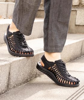 【キーン/KEEN / MEN】の(MEN)UNEEK / (メンズ)ユニーク 大人の最旬トレンドファッション＆コーディネート founy(ファウニー) ファッション Fashion メンズファッション Fashion for Men アウトドア Outdoor Clothing クッション Cushion, Throw Pillow 軽量 Lightweight, Ultra Light サンダル Sandals, Summer Shoes スニーカー Sneakers, Trainers スリッポン Slip-On, Loafer フィット Fit, Slim Fit メンズ Men's, Menswear ラウンド Round, Round Neck |ID:prp329100004949833
