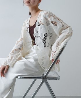 【センスオブプレイス/SENSE OF PLACE by URBAN RESEARCH】のノーカラーレースジャケット 大人の最旬トレンドファッション＆コーディネート founy(ファウニー) ファッション Fashion レディースファッション Fashion for Women アウター Coat / Outerwear Collection レディースジャケット・軽アウター Jackets 2026年 2026 2026春夏・S/S Spring/Summer 2026 SS26 キャミソール Camisole, Spaghetti Strap Top シンプル Simple, Minimal スマート Smart, Elegant スラックス Slacks, Dress Pants ダウン Down, Puffer デニム Denim, Jeans Material ルーズ Loose, Oversized レース Lace, Lace Fabric 夏 Summer 春 Spring S/S・春夏 SS, Spring/Summer, Warm Season |ID:prp329100004950193