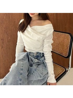 【フレイ アイディー/FRAY I.D】 ギャザーオフショルカットソー人気、トレンドファッション・服の通販 founy(ファニー) ファッション Fashion レディースファッション Fashion for Women トップス・カットソー Cut & Sew Tops カットソー・ベーシックTシャツ Cut-and-Sewn Tops / Stretch Tees & Basics なめらか Smooth, Silky Texture カットソー Cut and Sewn Top ギャザー Gathered, Ruffled コンパクト Compact, Small Size ジャケット Jacket, Outerwear ストレッチ Stretch, Stretchy Fabric スマート Smart, Elegant デコルテ Décolleté, Neckline ドレープ Drape, Draping Fabric フェミニン Feminine, Girly フラット Flat, Flat Shoes エレガント 上品 Elegant |ID:prp329100004950405