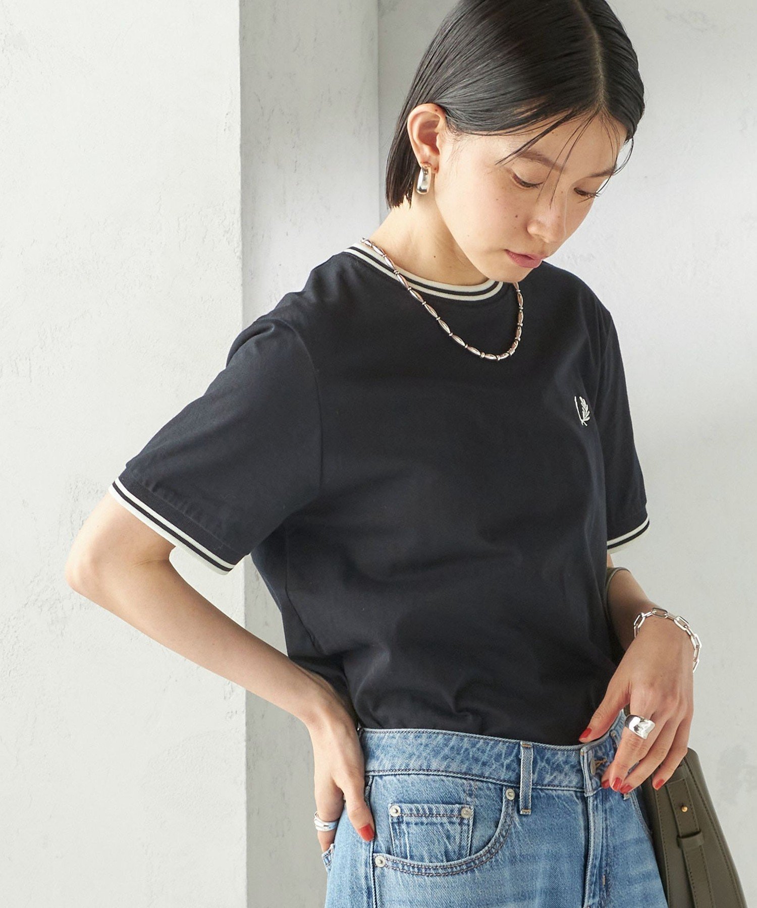 【シップス フォー ウィメン/SHIPS】のFRED PERRY M1588 TWIN TIPPED TEE インテリア・キッズ・メンズ・レディースファッション・服の通販 founy(ファニー) 　ファッション　Fashion　レディースファッション　Fashion for Women　ベスト　Vest, Waistcoat　ポロシャツ　Polo Shirt, Collared Tee　ロンドン　London Style, British Inspired　2026年　2026　2026春夏・S/S　Spring/Summer 2026 SS26　ブラック|ID: prp329100004956886 ipo3291000000037194558