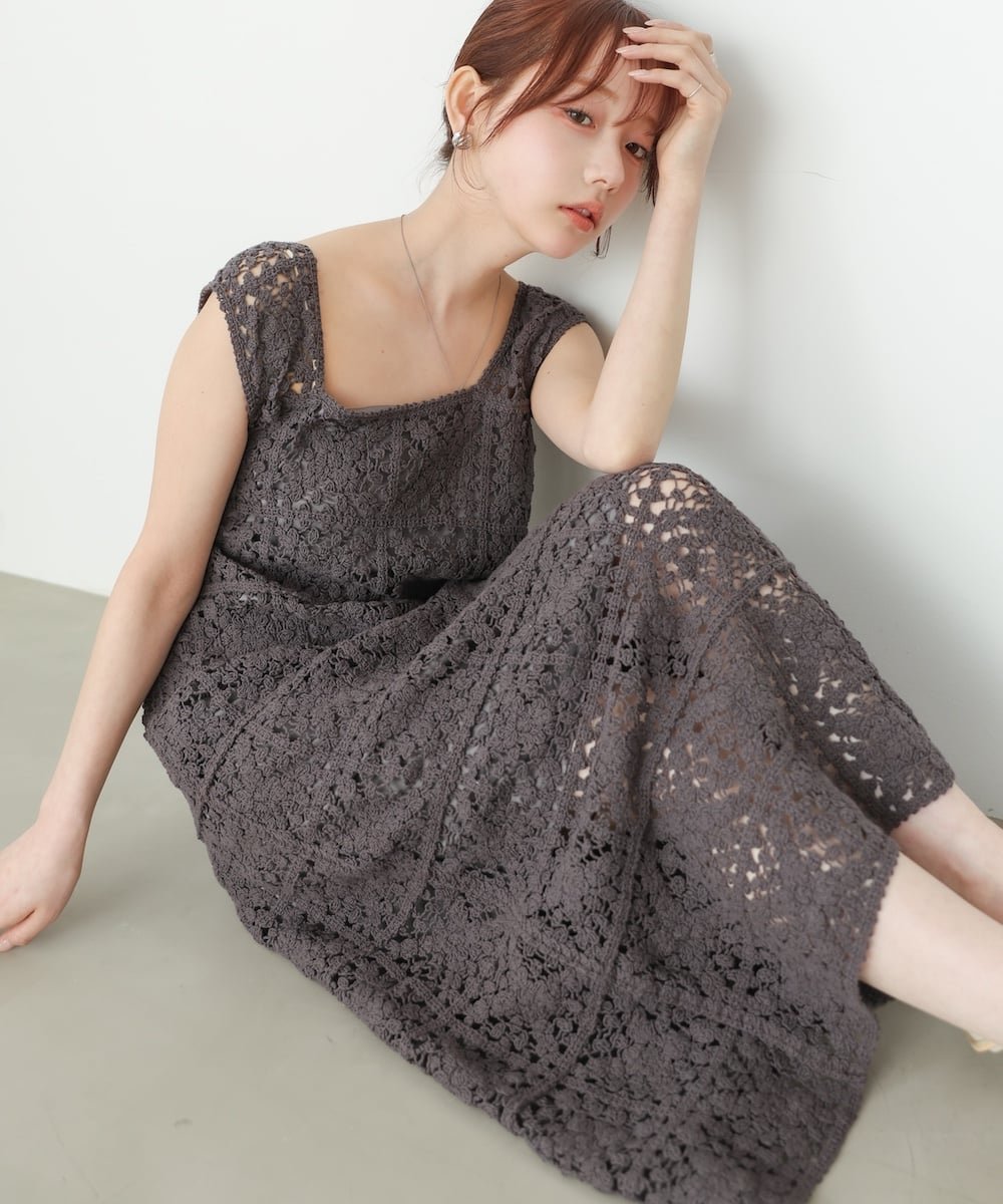 【バブ ブージュルード/Bab Bou Jeloud】の【選べるサイズ展開】クロシェロングワンピース インテリア・キッズ・メンズ・レディースファッション・服の通販 founy(ファニー) 　ファッション　Fashion　レディースファッション　Fashion for Women　ワンピース　Dresses　くるぶし　Ankle-Length　カーディガン　Cardigan, Knitwear　クロシェ　Crochet, Knitted Lace　ショルダー　Shoulder, Shoulder Strap　スクエア　Square, Square Shape　スニーカー　Sneakers, Trainers　スマート　Smart, Elegant　スリット　Slit, Slit Detail　バランス　Balance, Style Balance　フラワー　Flower, Floral　モチーフ　Motif, Design Theme　ロング　Long, Long-Length　再入荷　Restock / Back in Stock　CCL|ID: prp329100004956933 ipo3291000000037194884