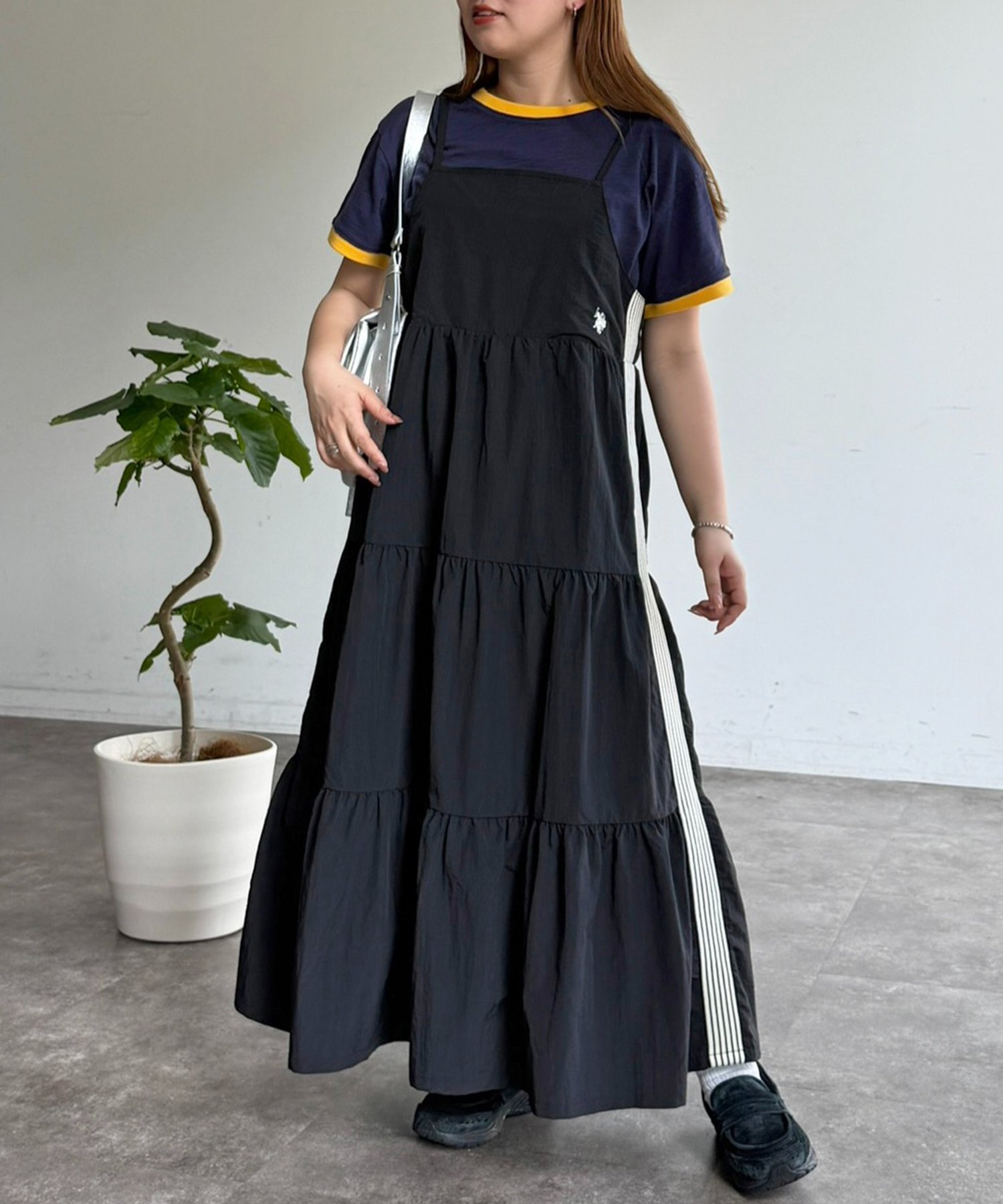 【シーピーシーエム/CPCM】の【U.S. POLO ASSN】ナイロンティアードキャミワンピース 人気、トレンドファッション・服の通販 founy(ファニー) 　ファッション　Fashion　レディースファッション　Fashion for Women　ワンピース　Dresses　キャミソールワンピース　Camisole Dresses　イタリア　Italy　インナー　Innerwear　春　Spring　腕時計　Wristwatch　カラフル　Colorful Design　コレクション　Collection, Seasonal Line　シンプル　Simple, Minimal　スニーカー　Sneakers, Trainers　タンク　Tank Top, Sleeveless Top　ティアードスカート　Tiered Skirt, Flounced Skirt　メンズ　Men's, Menswear　ロング　Long, Long-Length　ワンポイント　One Point, Statement Accent　 other-1|ID: prp329100004956946 ipo3291000000037194975