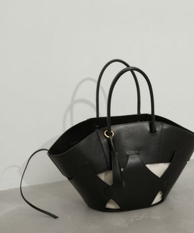 【アダム エ ロペ/ADAM ET ROPE'】のフォルムレザーバッグ 人気、トレンドファッション・服の通販 founy(ファニー) ファッション Fashion レディースファッション Fashion for Women バッグ Bags 2024年 2024 2024春夏・S/S Spring/Summer 2024 SS24 ショルダー Shoulder, Shoulder Strap ジャケット Jacket, Outerwear チャーム Charm, Pendant デニム Denim, Jeans Material バランス Balance, Style Balance フォルム Silhouette, Form フォーマル Formal, Dressy ポケット Pocket, Pocket Detail ポーチ Pouch, Small Case エレガント 上品 Elegant 夏 Summer 巾着 Drawstring Bag, Kinchaku 春 Spring S/S・春夏 SS, Spring/Summer, Warm Season 財布 Wallet, Purse |ID:prp329100004957168