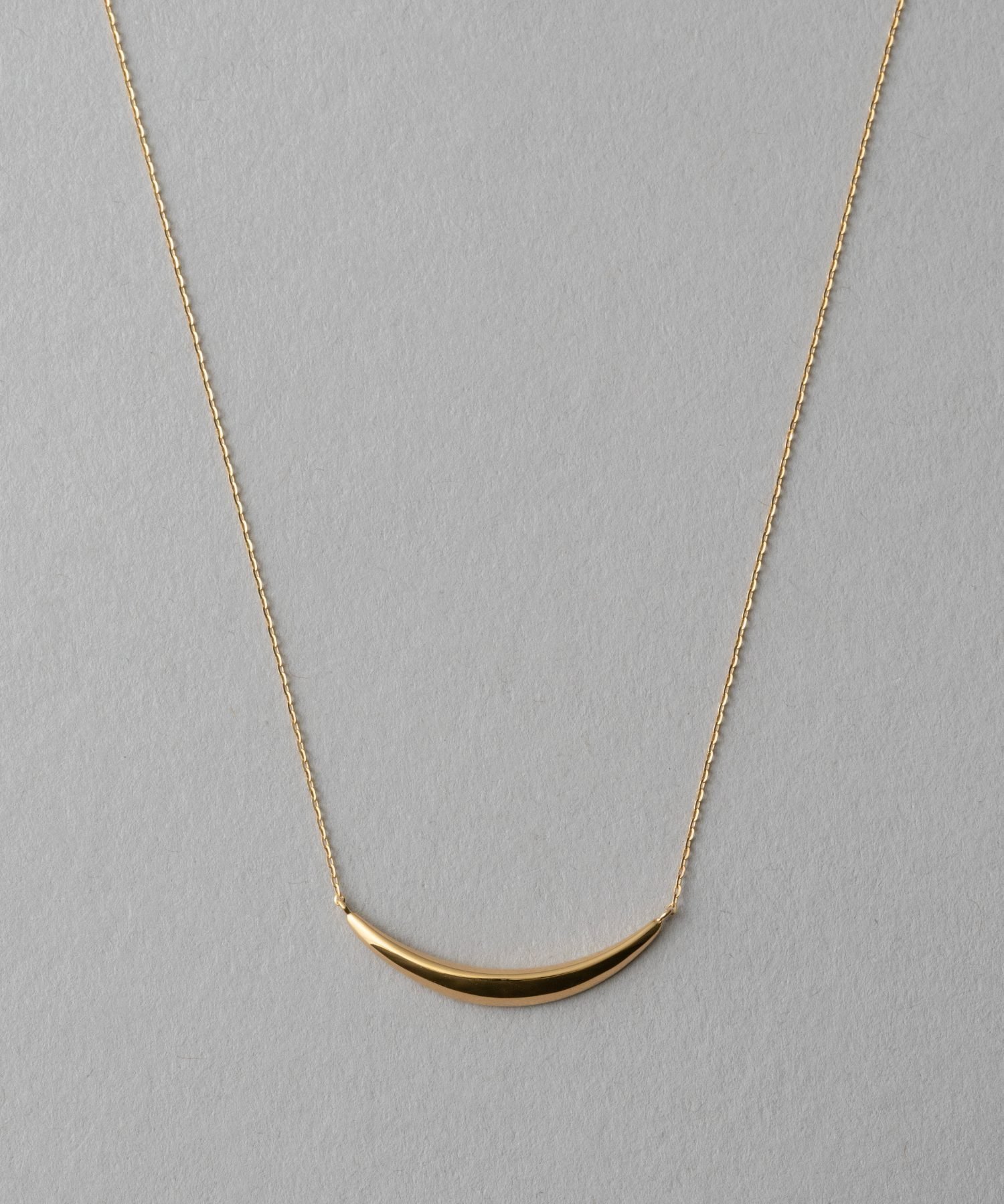 【エテ/ete】のONLINE Limited クレセントムーン ネックレス インテリア・キッズ・メンズ・レディースファッション・服の通販 founy(ファニー) 　ファッション　Fashion　レディースファッション　Fashion for Women　ジュエリー　Jewelry　ネックレス　Necklaces & Pendants　コレクション　Collection, Seasonal Line　シンプル　Simple, Minimal　デコルテ　Décolleté, Neckline　ネックレス　Necklace, Pendant Necklace　フォルム　Silhouette, Form　ベーシック　Basic, Essential　モダン　Modern, Contemporary　モチーフ　Motif, Design Theme　エレガント 上品　Elegant　イエローゴールド|ID: prp329100004957215 ipo3291000000037196911