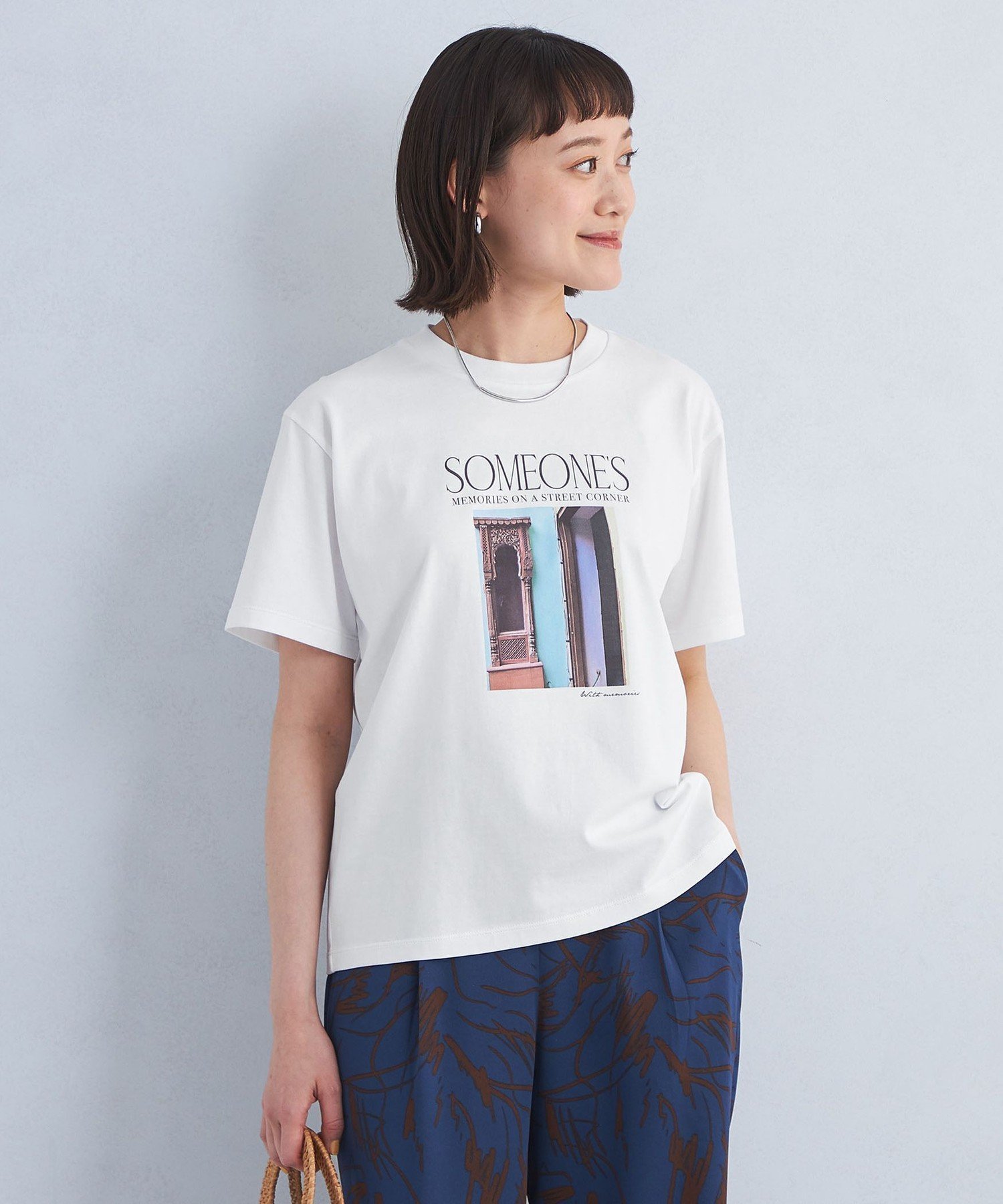 【ユナイテッドアローズ/UNITED ARROWS】のグラフィック フォト Tシャツ インテリア・キッズ・メンズ・レディースファッション・服の通販 founy(ファニー) 　ファッション　Fashion　レディースファッション　Fashion for Women　トップス・カットソー　Cut & Sew Tops　シャツ・ブラウス・オフィスカジュアル　Elegant Blouses & Button-Ups　ロングTシャツ・Tシャツ　Longline T-Shirts & Tees　インド　Indian Textile　インナー　Innerwear　春　Spring　カーディガン　Cardigan, Knitwear　グラフィック　Graphic, Graphic Design　ジャケット　Jacket, Outerwear　プリント　Print, Printed Pattern　モダン　Modern, Contemporary　モチーフ　Motif, Design Theme　モノトーン　Monotone, Black and White　アウトレット　Outlet / Clearance　夏　Summer　その他2|ID: prp329100004960320 ipo3291000000037217686