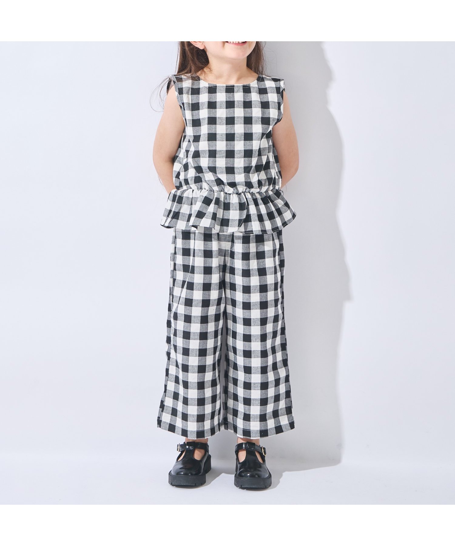 【その他のブランド/Other】のフリルつきセットアップ インテリア・キッズ・メンズ・レディースファッション・服の通販 founy(ファニー) 　ファッション　Fashion　キッズファッション　Fashion for Kids　ギンガム　Gingham, Gingham Fabric　ストライプ　Stripe, Striped Pattern　セットアップ　Set-Up, Coordinated Outfit　チェック　Check, Plaid, Tartan　トレンド　Trend, Trending Now　ドット　Polka Dot, Dot Pattern　フラワー　Flower, Floral　フリル　Frill, Ruffle　ミックス　Mix, Mixed Style　ラベンダー　Lavender　ワイド　Wide, Wide Fit　再入荷　Restock / Back in Stock　ギンガムブラック|ID: prp329100004960595 ipo3291000000037219253