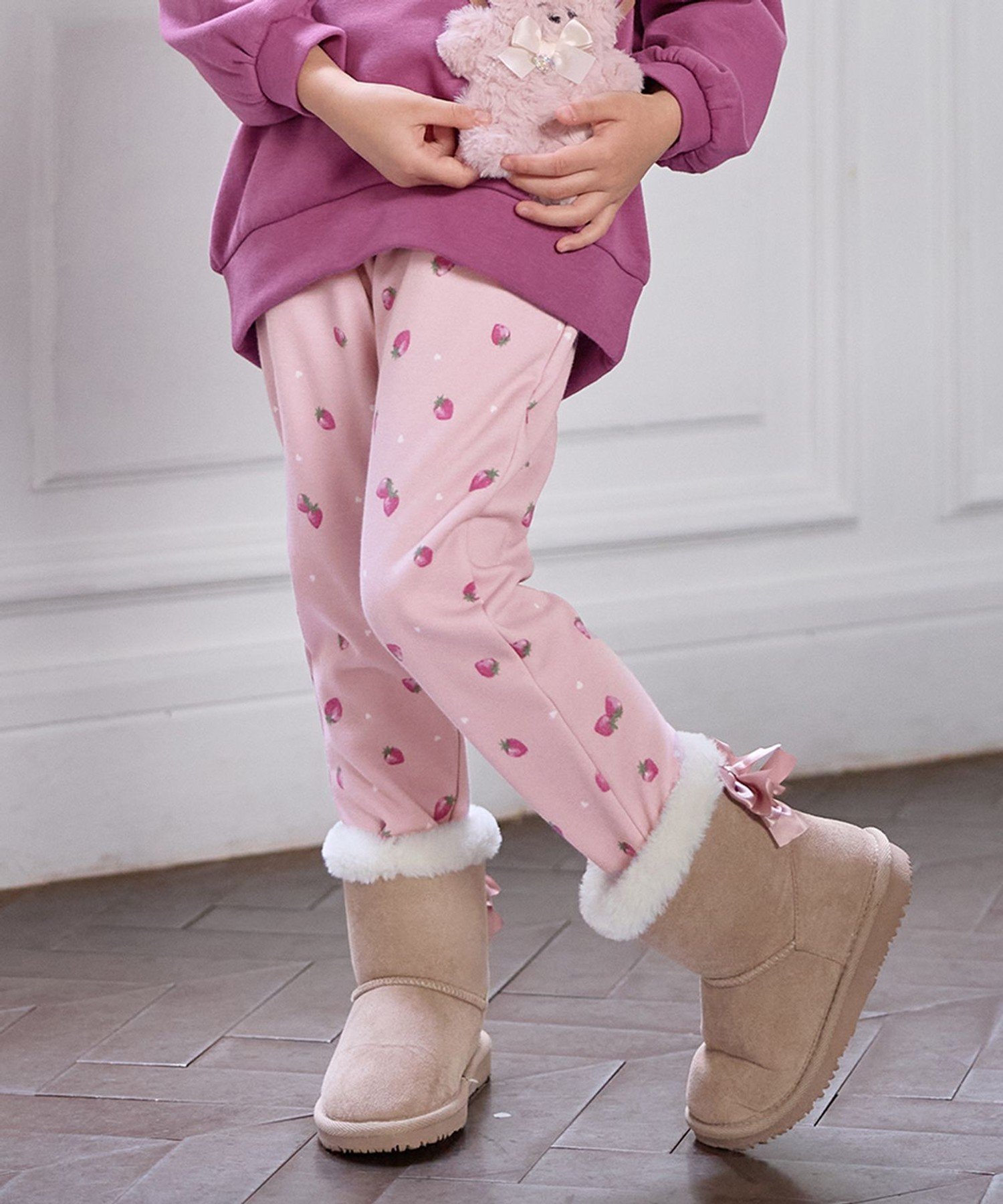 【エニー/ANY / KIDS】の7days 裏シャギー 総柄ガーリーパンツ インテリア・キッズ・メンズ・レディースファッション・服の通販 founy(ファニー) 　ファッション　Fashion　キッズファッション　Fashion for Kids　ボトムス　Bottoms　チェック　Check, Plaid, Tartan　プリント　Print, Printed Pattern　ポケット　Pocket, Pocket Detail　冬　Winter / This Winter　おすすめ　Recommended / Our Picks　ピンクベージュ×イチゴ[612]|ID: prp329100004961285 ipo3291000000037222709