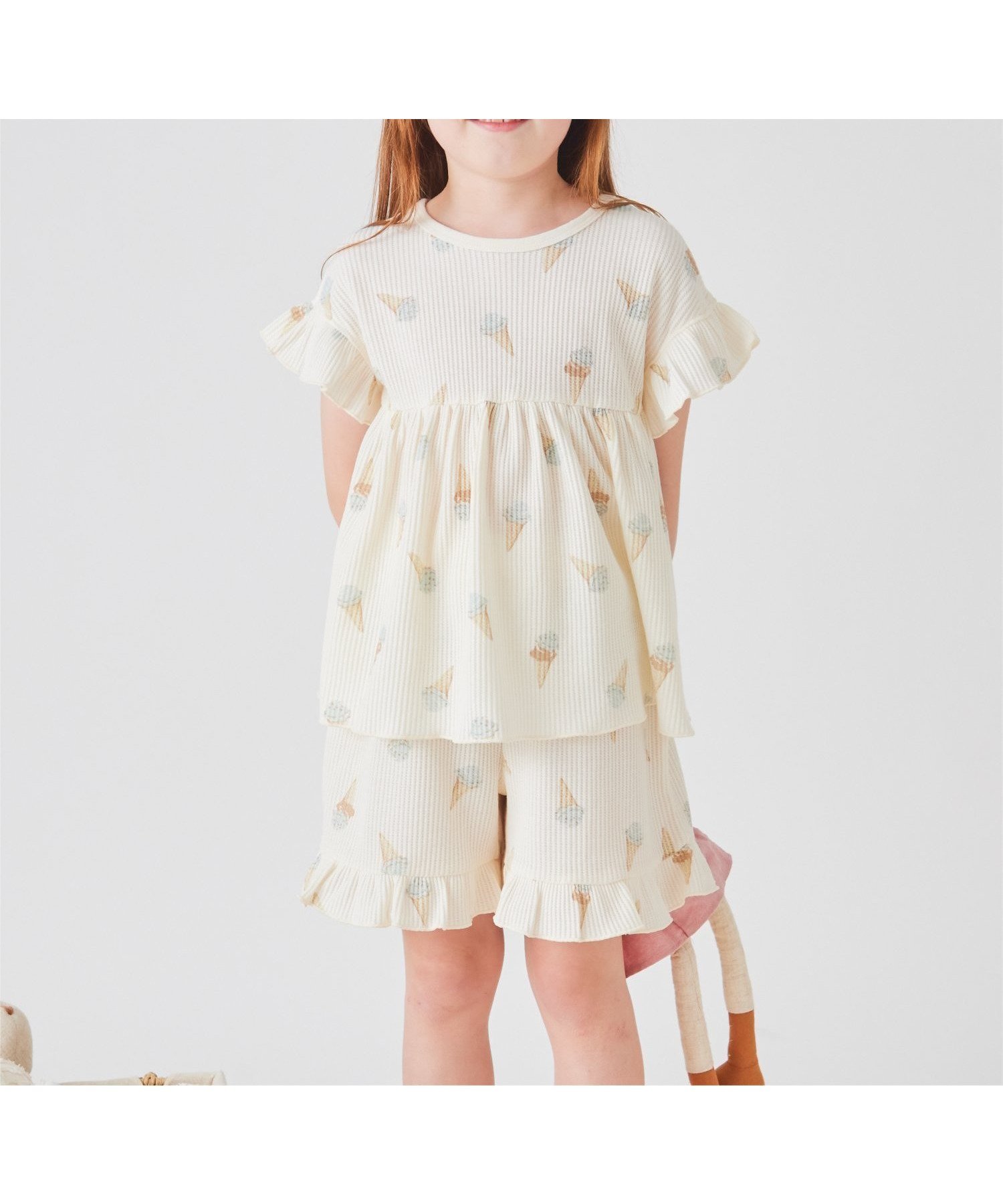 【その他のブランド/Other】のワッフル パジャマ ルームウェア 半袖 上下セット 春夏 女の子 子供 子供服 インテリア・キッズ・メンズ・レディースファッション・服の通販 founy(ファニー) 　ファッション　Fashion　キッズファッション　Fashion for Kids　春　Spring　トレンド　Trend, Trending Now　パジャマ　Pajamas, Sleepwear　フリル　Frill, Ruffle　ボトム　Bottoms, Lower Wear　半袖　Short Sleeve, Half Sleeve　ラベンダー　Lavender　リボン　Ribbon, Bow　リラックス　Relax, Relaxed Fit　ワッフル　Waffle, Waffle Knit　S/S・春夏　SS, Spring/Summer, Warm Season　再入荷　Restock / Back in Stock　おすすめ　Recommended / Our Picks　お家時間・ステイホーム　Stay Home / At Home　夏　Summer　チョコミント|ID: prp329100004961723 ipo3291000000037224955