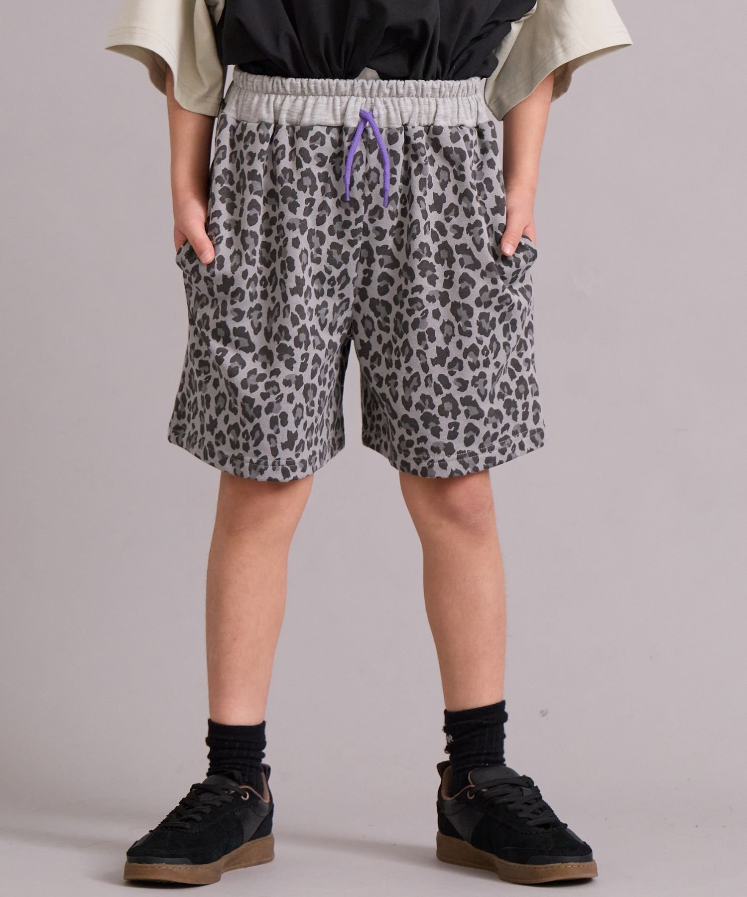 【ペアマノン/pairmanon / KIDS】の裏毛 総柄 ストリートショートパンツ【PAIRMANON STREET】 インテリア・キッズ・メンズ・レディースファッション・服の通販 founy(ファニー) 　ファッション　Fashion　キッズファッション　Fashion for Kids　ボトムス　Bottoms　トレンド　Trend, Trending Now　定番　Standard, Basic Item　ベーシック　Basic, Essential　ポケット　Pocket, Pocket Detail　ロング　Long, Long-Length　おすすめ　Recommended / Our Picks　夏　Summer　グレーレオパード13|ID: prp329100004961827 ipo3291000000037225513