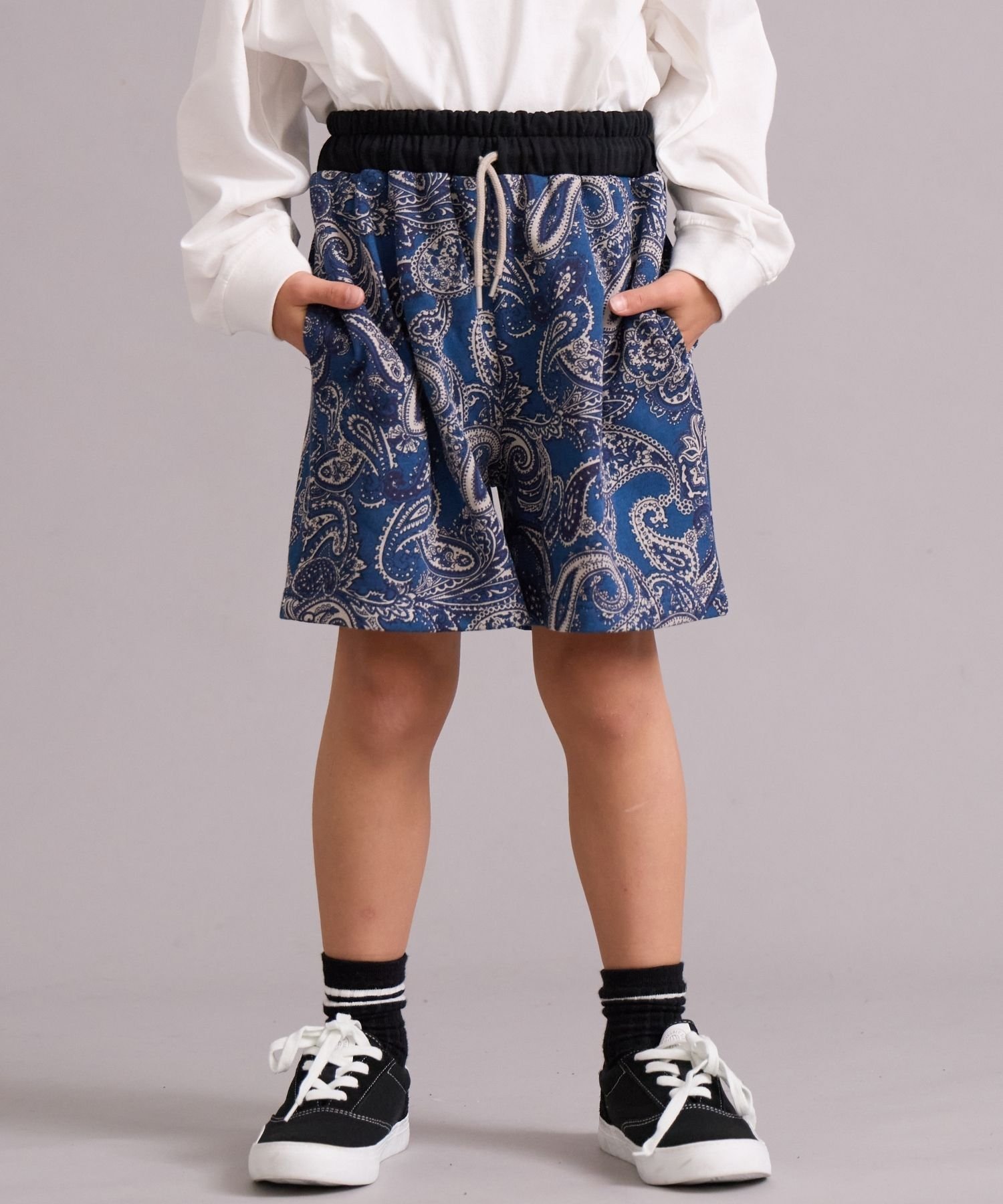 【ペアマノン/pairmanon / KIDS】の裏毛 総柄 ストリートショートパンツ【PAIRMANON STREET】 インテリア・キッズ・メンズ・レディースファッション・服の通販 founy(ファニー) 　ファッション　Fashion　キッズファッション　Fashion for Kids　ボトムス　Bottoms　トレンド　Trend, Trending Now　定番　Standard, Basic Item　ベーシック　Basic, Essential　ポケット　Pocket, Pocket Detail　ロング　Long, Long-Length　おすすめ　Recommended / Our Picks　夏　Summer　ネイビーペイズリー88|ID: prp329100004961827 ipo3291000000037225526