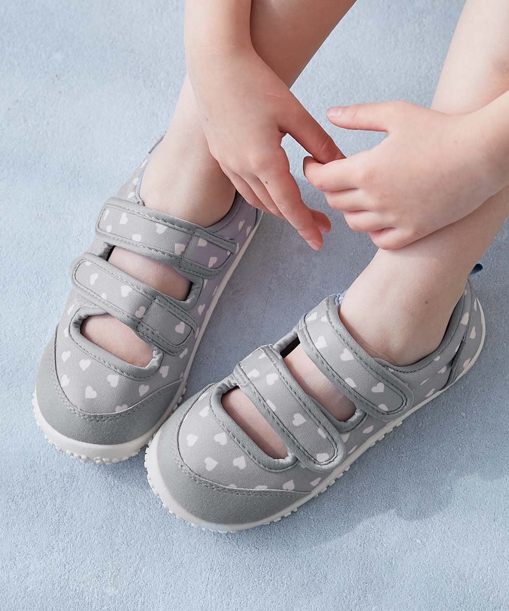 【デビロック/devirock / KIDS】の着脱しやすい 水抜き ツーバンドサンダル 子供服 キッズ 男の子 女の子 海 26SS インテリア・キッズ・メンズ・レディースファッション・服の通販 founy(ファニー) 　ファッション　Fashion　キッズファッション　Fashion for Kids　2026年　2026　2026春夏・S/S　Spring/Summer 2026 SS26　アウトドア　Outdoor Clothing　インソール　Shoe Insole　サンダル　Sandals, Summer Shoes　フィット　Fit, Slim Fit　006-ハート-Lグレー|ID: prp329100004961863 ipo3291000000037225730