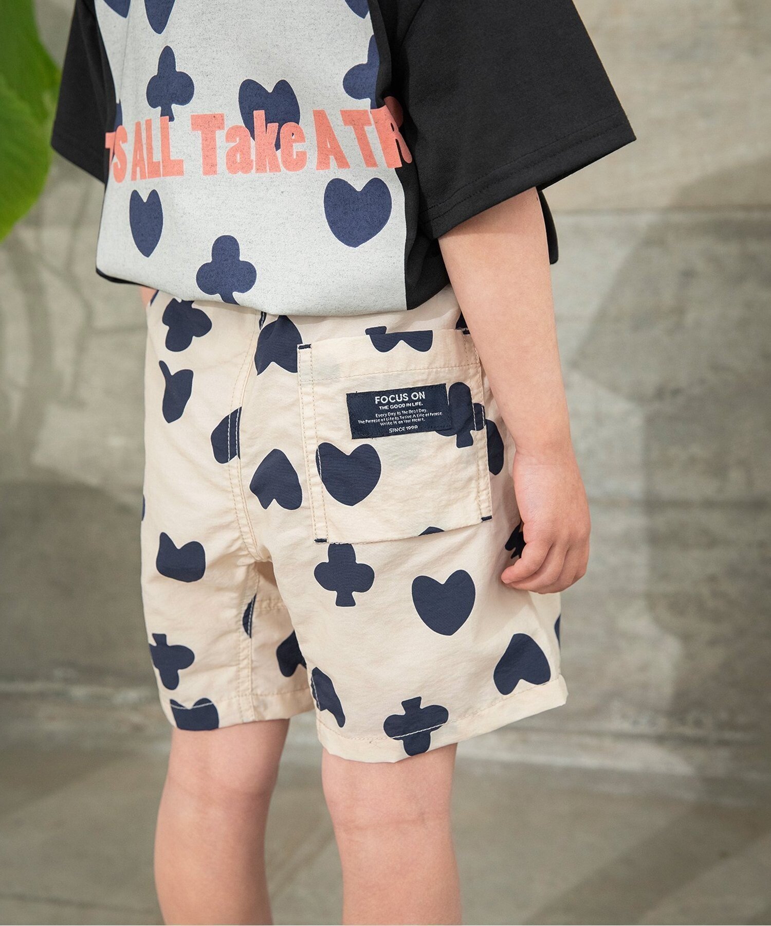 【エフオー オンラインストア/F.O.Online Store / KIDS】の【UVカット/はっ水加工】水陸両用パンツ 4分丈 UVカット 水陸両用 撥水 インテリア・キッズ・メンズ・レディースファッション・服の通販 founy(ファニー) 　ファッション　Fashion　キッズファッション　Fashion for Kids　ボトムス　Bottoms　おすすめ　Recommended / Our Picks　アウトドア　Outdoor Clothing　シンプル　Simple, Minimal　ハーフ　Half, Half-Length　夏　Summer　無地　Plain, Solid Color　クリーム|ID: prp329100004961900 ipo3291000000037225966