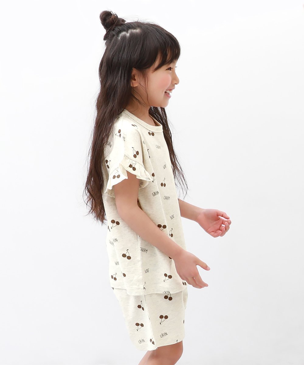 【デビロック/devirock / KIDS】の綿100% ガールズ フリル半袖パジャマ 子供服 キッズ 女の子 パジャマ 26SS インテリア・キッズ・メンズ・レディースファッション・服の通販 founy(ファニー) 　ファッション　Fashion　キッズファッション　Fashion for Kids　セットアップ　Set-Up, Coordinated Outfit　パジャマ　Pajamas, Sleepwear　フリル　Frill, Ruffle　半袖　Short Sleeve, Half Sleeve　おすすめ　Recommended / Our Picks　お家時間・ステイホーム　Stay Home / At Home　旅行　Travel　2026年　2026　2026春夏・S/S　Spring/Summer 2026 SS26　004-チェリー-オートミール|ID: prp329100004961990 ipo3291000000037226494