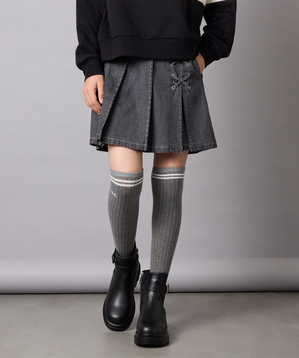 【アー ヴェー ヴェー/a.v.v / KIDS】の【大人気!追加生産/選べる素材】 110-160 レースアッププリーツスカパン インテリア・キッズ・メンズ・レディースファッション・服の通販 founy(ファニー) 　ファッション　Fashion　キッズファッション　Fashion for Kids　秋　Autumn　ガーリー　Girly, Feminine Style　コンパクト　Compact, Small Size　シンプル　Simple, Minimal　スニーカー　Sneakers, Trainers　タイツ　Tights, Legwear　チェック　Check, Plaid, Tartan　デニム　Denim, Jeans Material　トレンド　Trend, Trending Now　人気　Popular, Best Seller　フレア　Flare, Flared　フロント　Front, Front Design　ブリーチ　Bleach, Washed Finish　プリーツ　Pleats, Pleated　ベーシック　Basic, Essential　ポケット　Pocket, Pocket Detail　無地　Plain, Solid Color　レース　Lace, Lace Fabric　楽ちん　Easy Fit, Comfortable　再入荷　Restock / Back in Stock　おすすめ　Recommended / Our Picks　エレガント 上品　Elegant　ダークグレー|ID: prp329100004962102 ipo3291000000037227099