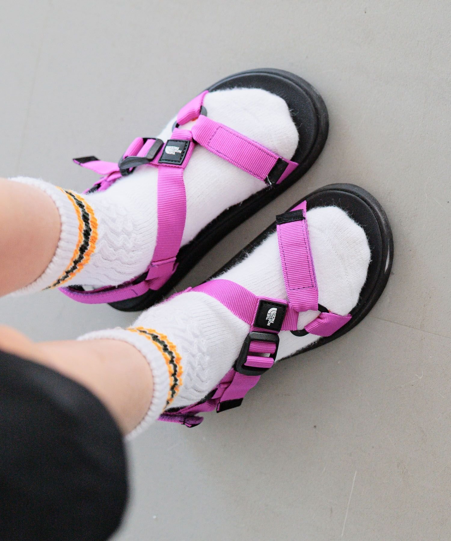 【ベイフロー/BAYFLOW / KIDS】の【THE NORTH FACE(ザ・ノース・フェイス)】ストレイタム 17cm-21cm (KIDS) 人気、トレンドファッション・服の通販 founy(ファニー) 　ファッション　Fashion　キッズファッション　Fashion for Kids　アウトドア　Outdoor Clothing　カリフォルニア　California, Cali Style　軽量　Lightweight, Ultra Light　サンダル　Sandals, Summer Shoes　シンプル　Simple, Minimal　ダウン　Down, Puffer　フィット　Fit, Slim Fit　フレーム　Frame, Outline　ベスト　Vest, Waistcoat　ラップ　Wrap, Wrap Design　 other-1|ID: prp329100004962245 ipo3291000000037227930