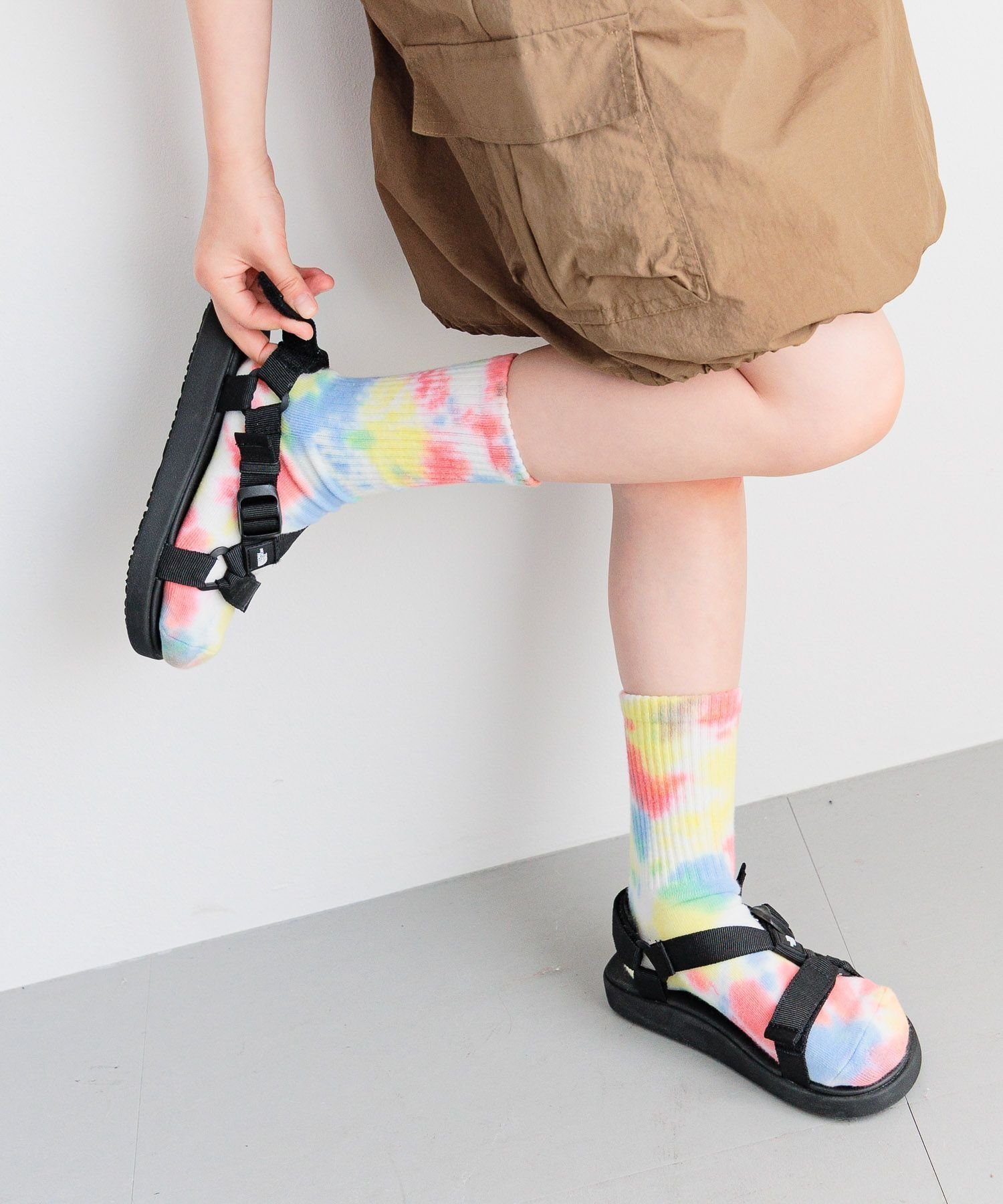 【ベイフロー/BAYFLOW / KIDS】の【THE NORTH FACE(ザ・ノース・フェイス)】ストレイタム 17cm-21cm (KIDS) インテリア・キッズ・メンズ・レディースファッション・服の通販 founy(ファニー) 　ファッション　Fashion　キッズファッション　Fashion for Kids　アウトドア　Outdoor Clothing　カリフォルニア　California, Cali Style　軽量　Lightweight, Ultra Light　サンダル　Sandals, Summer Shoes　シンプル　Simple, Minimal　ダウン　Down, Puffer　フィット　Fit, Slim Fit　フレーム　Frame, Outline　ベスト　Vest, Waistcoat　ラップ　Wrap, Wrap Design　ブラック19|ID: prp329100004962245 ipo3291000000037227932