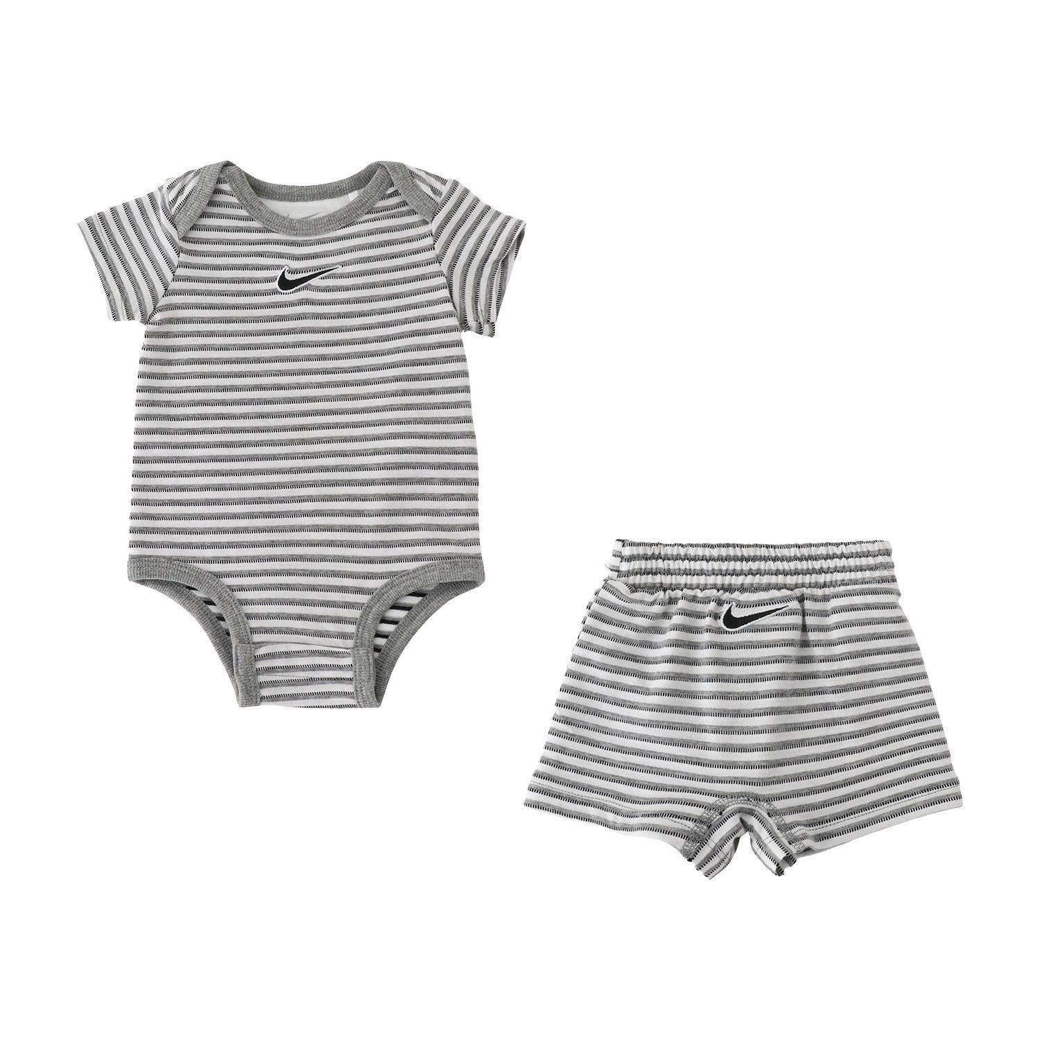 【ルーキー/ROOKIE / KIDS】のベビー(55-70cm) NIKE(ナイキ) セットアップ NKN Y/D STRIPE BODYSUIT SHORT インテリア・キッズ・メンズ・レディースファッション・服の通販 founy(ファニー) 　ファッション　Fashion　キッズファッション　Fashion for Kids　おすすめ　Recommended / Our Picks　ギフト プレゼント　Gift / Present　ショート　Short, Short Length　セットアップ　Set-Up, Coordinated Outfit　ベビー　Baby, Babywear　ボーダー　Border, Stripe　ロンパース　Romper, Jumpsuit　エレガント 上品　Elegant　半袖　Short Sleeve, Half Sleeve　gray|ID: prp329100004962256 ipo3291000000037228006