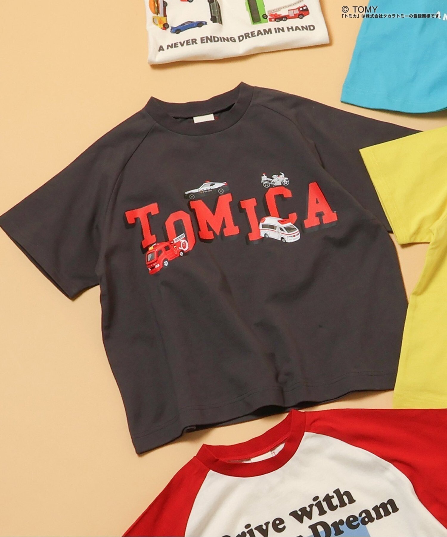 【エフオー オンラインストア/F.O.Online Store / KIDS】のTOMICA*BREEZE グラフィックTシャツ インテリア・キッズ・メンズ・レディースファッション・服の通販 founy(ファニー) 　ファッション　Fashion　キッズファッション　Fashion for Kids　カラフル　Colorful Design　グラフィック　Graphic, Graphic Design　プリント　Print, Printed Pattern　夏　Summer　チャコール|ID: prp329100004962365 ipo3291000000037228553