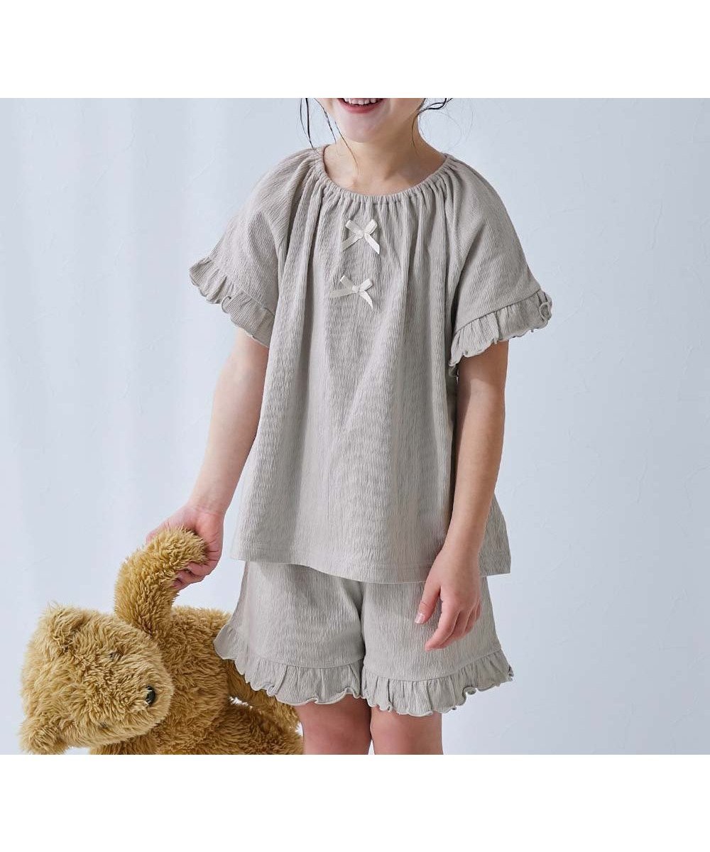 【デビロック/devirock / KIDS】の着心地やわらか フリルパジャマ 子供服 キッズ 女の子 パジャマ 半袖パジャマ 26SS インテリア・キッズ・メンズ・レディースファッション・服の通販 founy(ファニー) 　ファッション　Fashion　キッズファッション　Fashion for Kids　シャーリング　Shirring, Ruched　パジャマ　Pajamas, Sleepwear　フリル　Frill, Ruffle　半袖　Short Sleeve, Half Sleeve　2026年　2026　2026春夏・S/S　Spring/Summer 2026 SS26　001-Lグレー|ID: prp329100004962406 ipo3291000000037228738