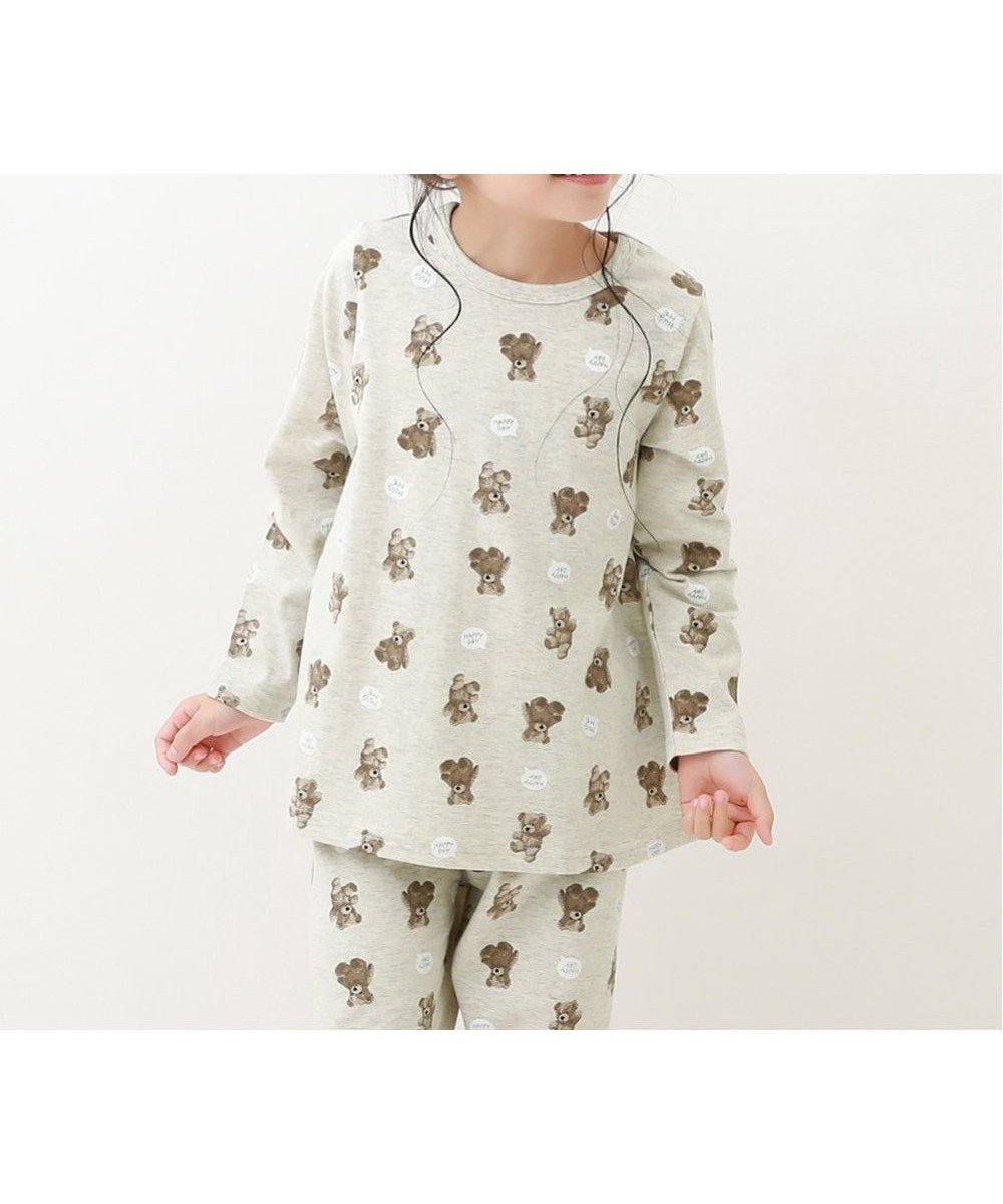 【デビロック/devirock / KIDS】の綿100% ガールズ くしゅっと裾リボン 長袖パジャマ パジャマ ルームウェア 25AW インテリア・キッズ・メンズ・レディースファッション・服の通販 founy(ファニー) 　ファッション　Fashion　キッズファッション　Fashion for Kids　長袖　Long Sleeve, Full Sleeve　パジャマ　Pajamas, Sleepwear　リボン　Ribbon, Bow　おすすめ　Recommended / Our Picks　2025年　2025　2025-2026秋冬・A/W　Autumn/Winter 2025–26 AW25–26　011-クマ-オートミール|ID: prp329100004962469 ipo3291000000037229155