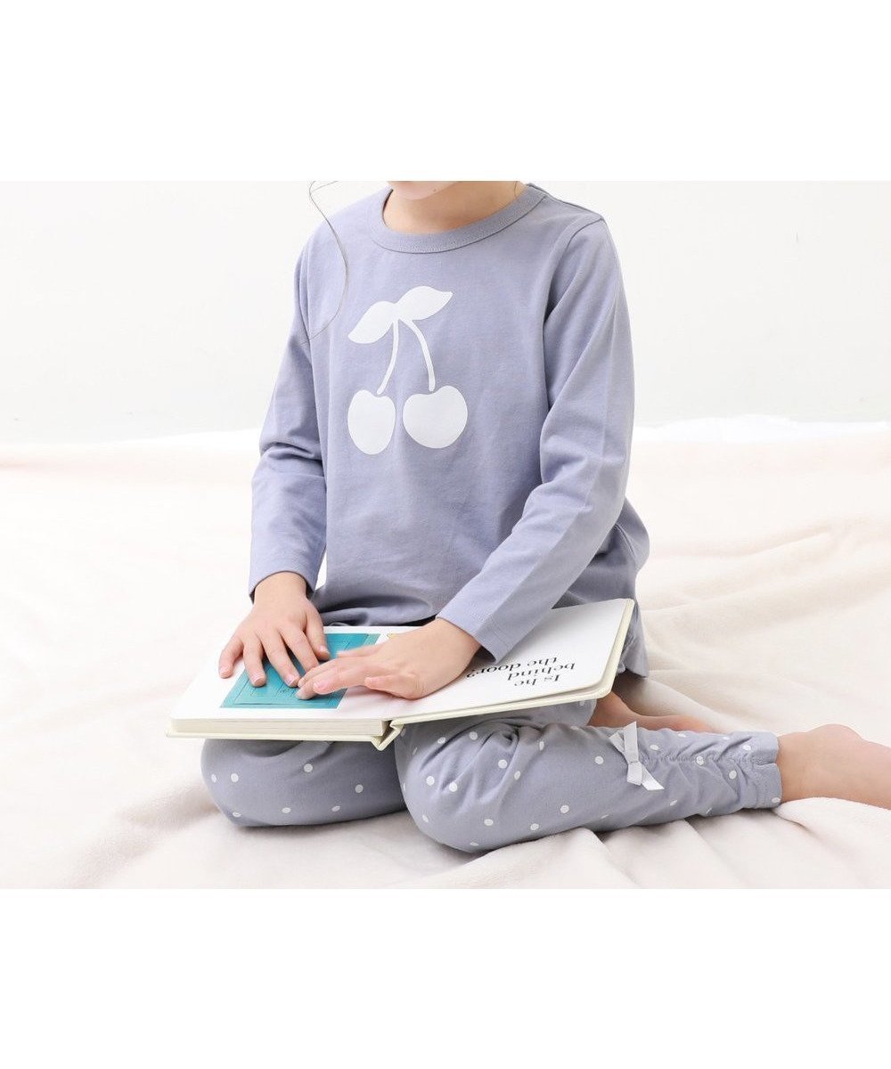 【デビロック/devirock / KIDS】の綿100% ガールズ くしゅっと裾リボン 長袖パジャマ パジャマ ルームウェア 25AW インテリア・キッズ・メンズ・レディースファッション・服の通販 founy(ファニー) 　ファッション　Fashion　キッズファッション　Fashion for Kids　長袖　Long Sleeve, Full Sleeve　パジャマ　Pajamas, Sleepwear　リボン　Ribbon, Bow　おすすめ　Recommended / Our Picks　2025年　2025　2025-2026秋冬・A/W　Autumn/Winter 2025–26 AW25–26　010-チェリー2-Gブルー|ID: prp329100004962469 ipo3291000000037229156