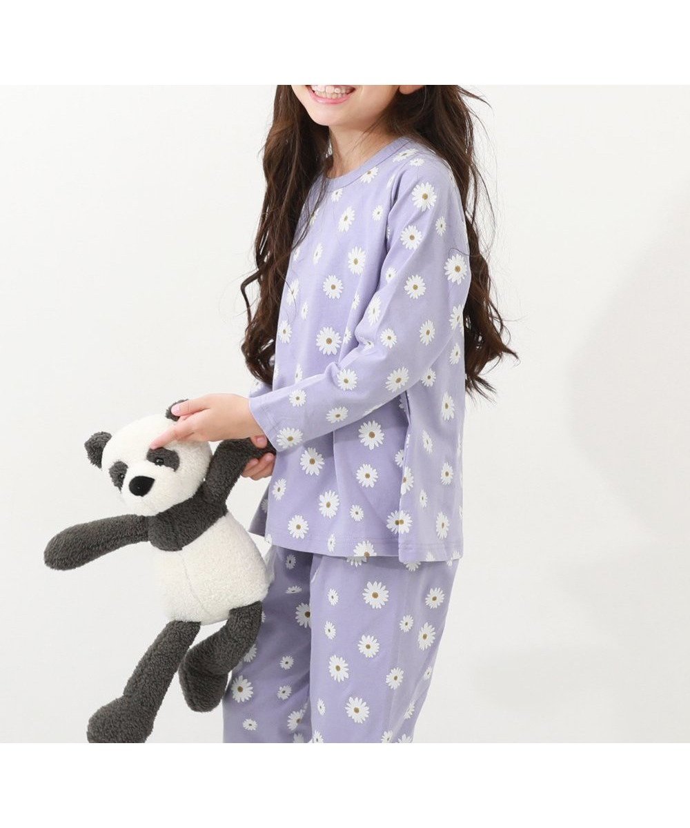 【デビロック/devirock / KIDS】の綿100% ガールズ くしゅっと裾リボン 長袖パジャマ パジャマ ルームウェア 25AW インテリア・キッズ・メンズ・レディースファッション・服の通販 founy(ファニー) 　ファッション　Fashion　キッズファッション　Fashion for Kids　長袖　Long Sleeve, Full Sleeve　パジャマ　Pajamas, Sleepwear　リボン　Ribbon, Bow　おすすめ　Recommended / Our Picks　2025年　2025　2025-2026秋冬・A/W　Autumn/Winter 2025–26 AW25–26　015-花-Sバイオレット|ID: prp329100004962469 ipo3291000000037229167