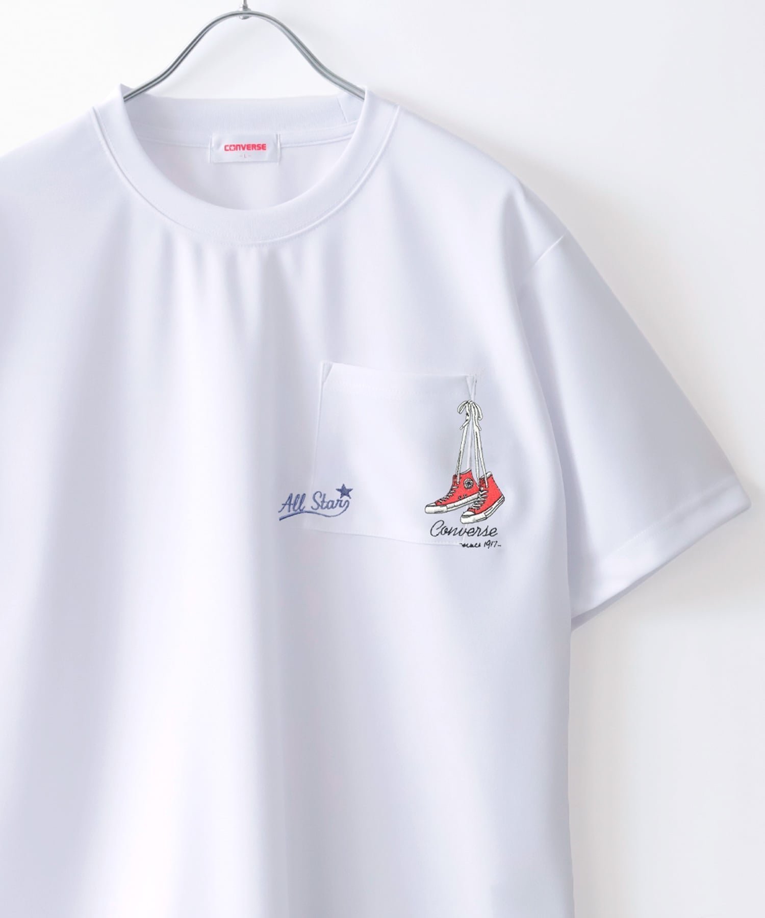 【ラザル/LAZAR】のCONVERSE コンバース Tシャツ メンズ 半袖 アムンゼン レディース ユニセックス ティーシャツ インテリア・キッズ・メンズ・レディースファッション・服の通販 founy(ファニー) 　ファッション　Fashion　レディースファッション　Fashion for Women　トップス・カットソー　Cut & Sew Tops　シャツ・ブラウス・オフィスカジュアル　Elegant Blouses & Button-Ups　ロングTシャツ・Tシャツ　Longline T-Shirts & Tees　イラスト　Illustration　カーゴパンツ　Cargo Pants, Utility Pants　カーディガン　Cardigan, Knitwear　キャップ　Cap, Baseball Cap　キャラクター　Character, Licensed Characters　キャンバス　Canvas, Canvas Fabric　グラフィック　Graphic, Graphic Design　吸水　Absorbent, Quick-Dry　サンダル　Sandals, Summer Shoes　シューズ　Shoes, Footwear　シンプル　Simple, Minimal　ジャケット　Jacket, Outerwear　ストライプ　Stripe, Striped Pattern　スニーカー　Sneakers, Trainers　スポーツ　Sports, Activewear　スラックス　Slacks, Dress Pants　セットアップ　Set-Up, Coordinated Outfit　センター　Center, Center Line　デニム　Denim, Jeans Material　トレンド　Trend, Trending Now　定番　Standard, Basic Item　人気　Popular, Best Seller　バスケット　Basket, Basket Bag　パーカー　Hoodie, Parka　ビッグ　Big, Oversized　ホワイト柄C|ID: prp329100004962509 ipo3291000000037229360