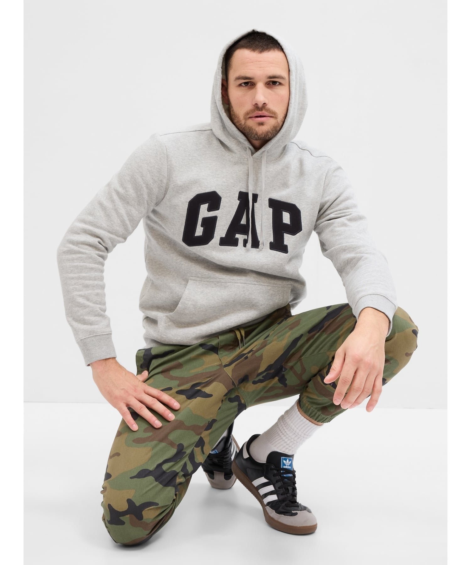 【ギャップ/GAP】のGAPアーチロゴ パーカー(ユニセックス) 大人の最旬トレンドファッション＆コーディネート founy(ファウニー) 　ファッション　Fashion　レディースファッション　Fashion for Women　トップス・カットソー　Cut & Sew Tops　レディースパーカー・カジュアルフーディー　Casual Hoodies & Sweatshirts　ストレート　Straight, Straight Cut　ドローコード　Drawcord, Drawstring Cord　パーカー　Hoodie, Parka　フィット　Fit, Slim Fit　フロント　Front, Front Design　ポケット　Pocket, Pocket Detail　リラックス　Relax, Relaxed Fit　長袖　Long Sleeve, Full Sleeve　 other-1|ID: prp329100004962571 ipo3291000000037229646