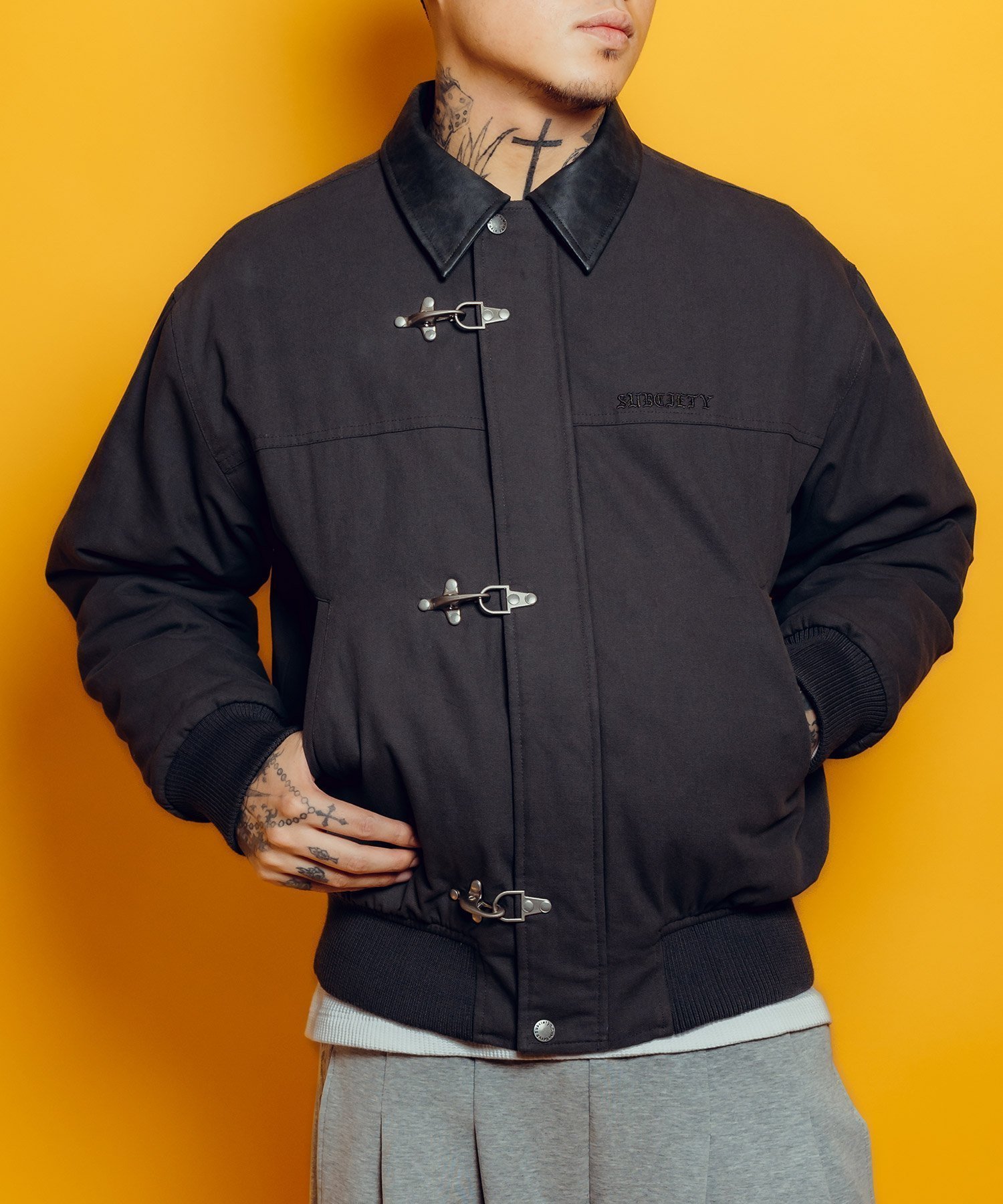 【サブサエティ/Subciety / MEN】のFireman clasp blouson インテリア・キッズ・メンズ・レディースファッション・服の通販 founy(ファニー) 　ファッション　Fashion　メンズファッション　Fashion for Men　キルティング　Quilted, Quilting　フェイクレザー　Faux Leather, PU Leather　ブルゾン　Blouson, Bomber Jacket　防寒　Cold Protection, Winter-Ready　リアル　Real, Realistic　再入荷　Restock / Back in Stock　GRAY|ID: prp329100004962591 ipo3291000000037229739