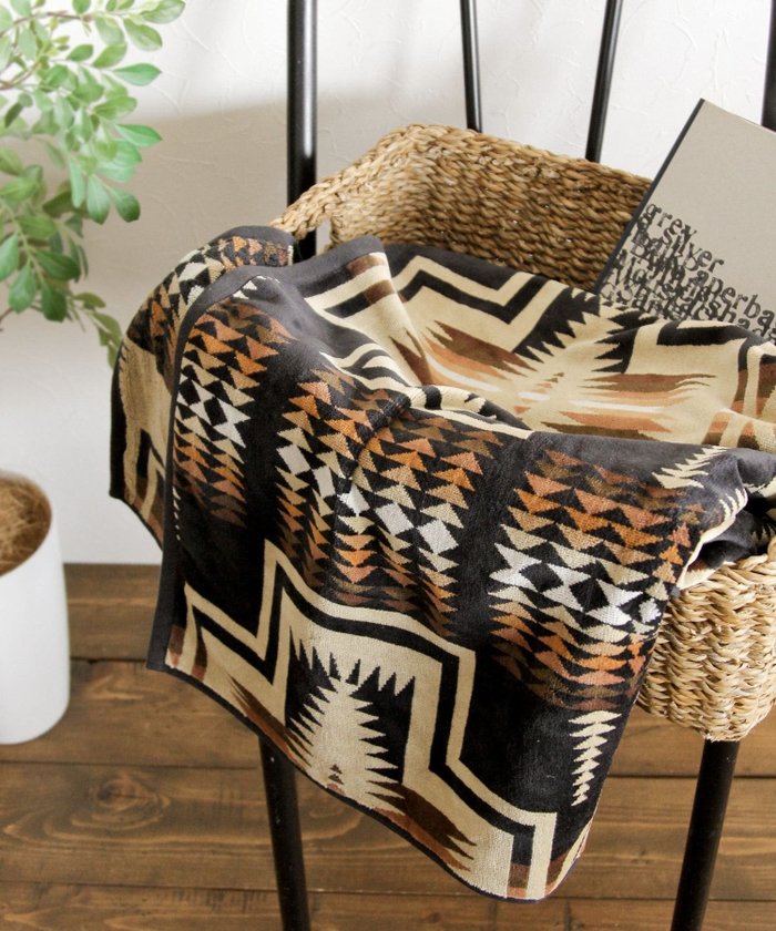 【ベイフロー/BAYFLOW / MEN】の【PENDLETON(ペンドルトン)】ジャガードタオル 102×178 インテリア・キッズ・メンズ・レディースファッション・服の通販 founy(ファニー) https://founy.com/ ファッション Fashion メンズファッション Fashion for Men タオル Towel, Bath Towel ビーチ Beach, Seaside ブランケット Blanket, Throw Blanket ベロア Velour, Soft Velvet ループ Loop, Loop Knit |ID: prp329100004962685 ipo3291000000037230191