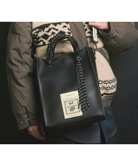 【メゾンスペシャル/MAISON SPECIAL / MEN】の【THEATRE PRODUCTS】Collaboration Shoulder Tote Bag 人気、トレンドファッション・服の通販 founy(ファニー) ファッション Fashion メンズファッション Fashion for Men バッグ Bags トートバッグ / 通勤・大容量バッグ Tote Bags スクエア Square, Square Shape バランス Balance, Style Balance フォルム Silhouette, Form リアル Real, Realistic ビジネス 仕事 通勤 Business / Work / Commuting |ID:prp329100004962821