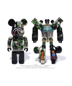【アベイシングエイプ/A BATHING APE / MEN】のBAPE X TRANSFORMERS X BE@RBRICK - ABC CAMO SHARK CONVOY 400% 人気、トレンドファッション・服の通販 founy(ファニー) ファッション Fashion メンズファッション Fashion for Men キャラクター Character, Licensed Characters トリプル Triple, Three Layers ブロック Block, Solid Block Pattern |ID:prp329100004962858