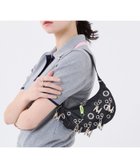 【レスポートサック/LeSportsac / MEN】の【公式】レスポートサック ショルダーバッグ 1860FA54 LeSportsac 人気、トレンドファッション・服の通販 founy(ファニー) ファッション Fashion メンズファッション Fashion for Men バッグ Bags イエロー Yellow イタリア Italy 軽量 Lightweight, Ultra Light ショルダー Shoulder, Shoulder Strap シルバー Silver, Metallic Silver スタッズ Studs, Metal Accents 財布 Wallet, Purse チャーム Charm, Pendant ネオン Neon, Neon Color ハーフ Half, Half-Length パーティ Party, Party Style ブロッキング Color Blocking, Panel Design プリント Print, Printed Pattern ポケット Pocket, Pocket Detail おすすめ Recommended / Our Picks thumbnail ブラック_FA54|ID: prp329100004962898 ipo3291000000037231193
