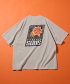【フリークスストア/FREAK'S STORE】のNBA × FREAK S STORE 別注 ヴィンテージライク チーム バック ロゴ TEE 人気、トレンドファッション・服の通販 founy(ファニー) ファッション Fashion メンズファッション Fashion for Men 2026年 2026 2026春夏・S/S Spring/Summer 2026 SS26 おすすめ Recommended / Our Picks キャップ Cap, Baseball Cap スニーカー Sneakers, Trainers フロント Front, Front Design プリント Print, Printed Pattern リラックス Relax, Relaxed Fit ワイド Wide, Wide Fit ワンポイント One Point, Statement Accent 別注 Limited Edition, Custom Order 夏 Summer 定番 Standard, Basic Item S/S・春夏 SS, Spring/Summer, Warm Season thumbnail ナチュラル|ID: prp329100004962908 ipo3291000000037231240