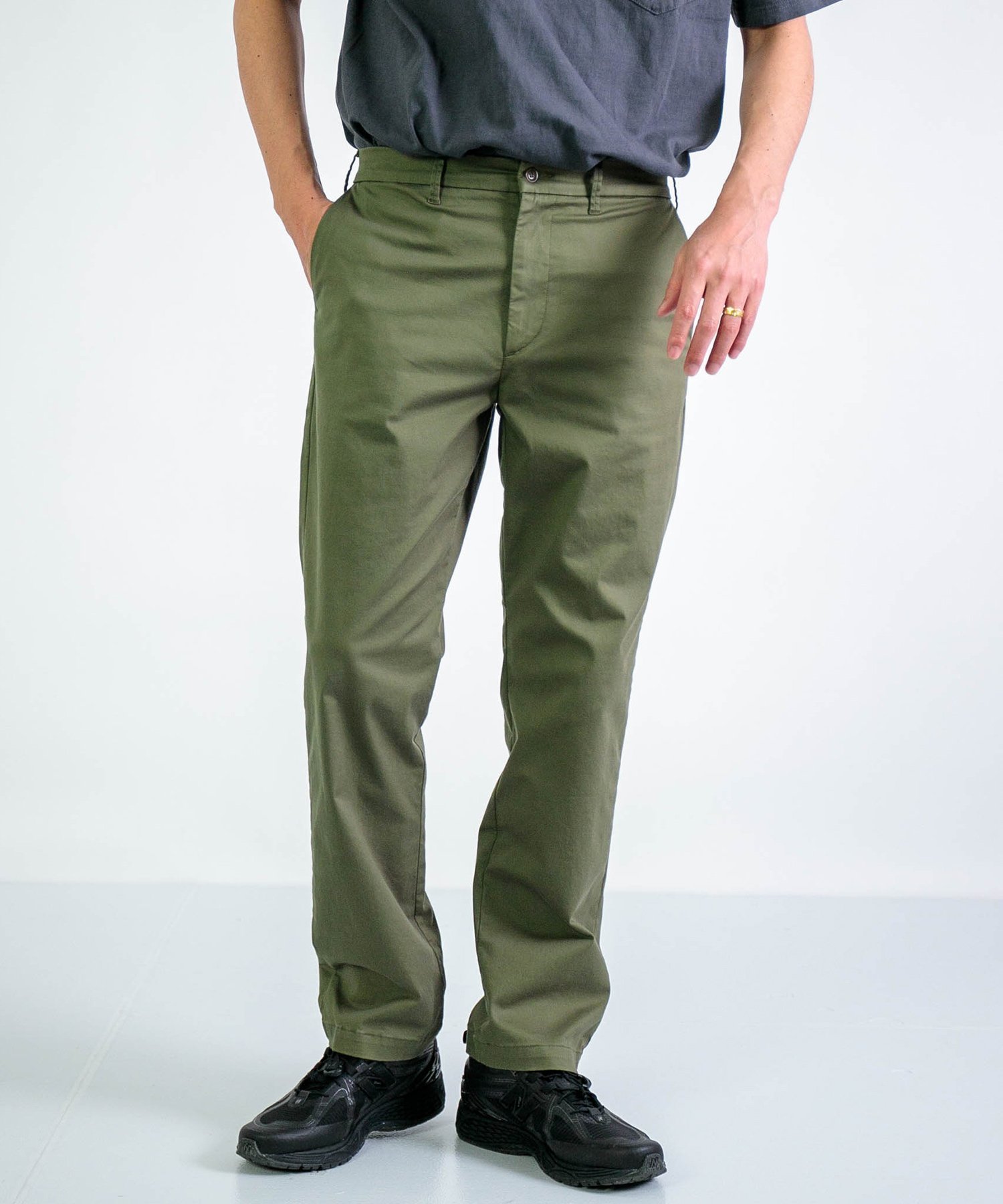 【ドミンゴ/Domingo / MEN】のリラクシングチノストレッチ ストレッチトラウザー インテリア・キッズ・メンズ・レディースファッション・服の通販 founy(ファニー) 　ファッション　Fashion　メンズファッション　Fashion for Men　ストレッチ　Stretch, Stretchy Fabric　ストレート　Straight, Straight Cut　フィット　Fit, Slim Fit　フロント　Front, Front Design　ポケット　Pocket, Pocket Detail　オリーブ|ID: prp329100004962916 ipo3291000000037231304